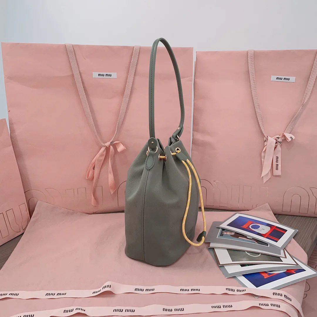 Сумки На Ремне Женские Miu Miu 11243498