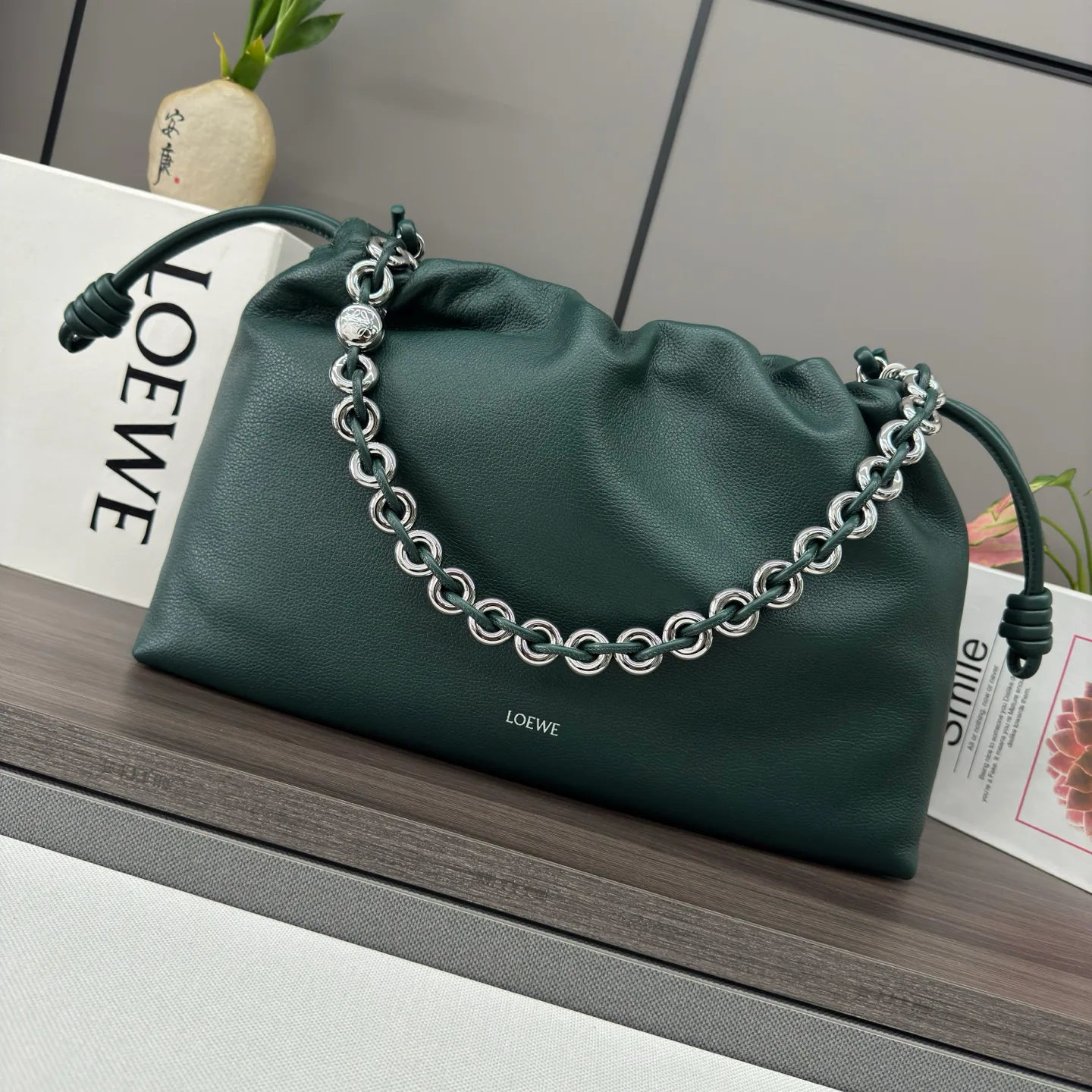 Классические Сумки Женские Loewe 11699880