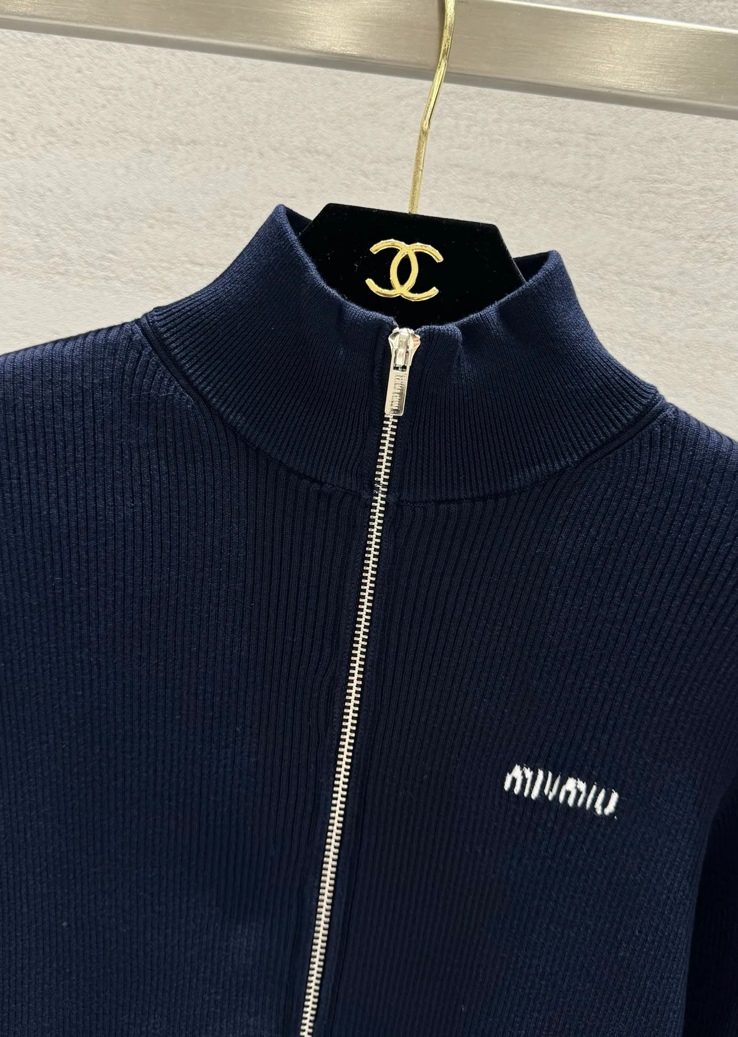 Джемперы И Свитеры Женские Miu Miu 17909637