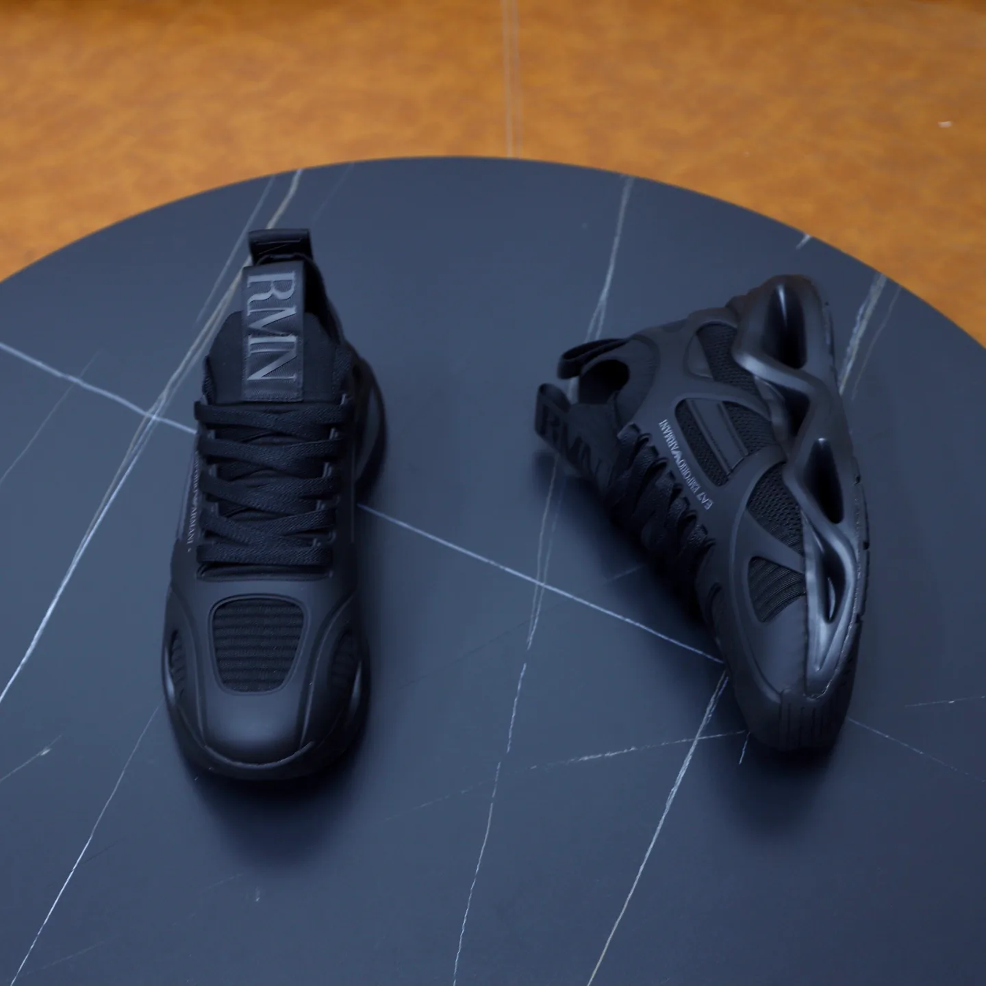 Кроссовки Мужские Armani 103478