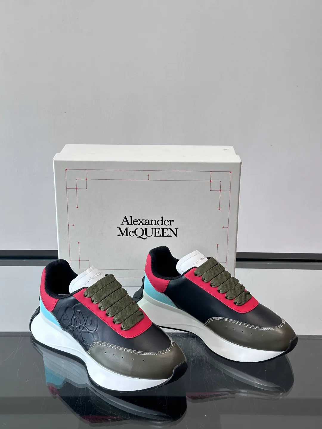 Кроссовки Женские Alexander Mcqueen 469783