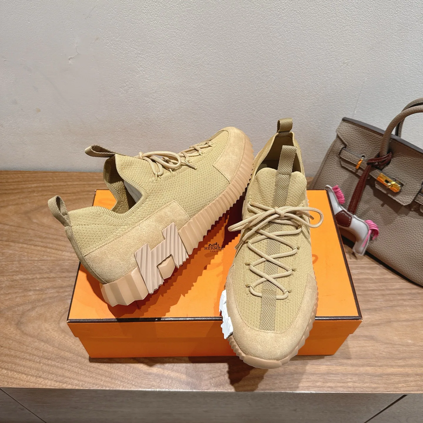 Кроссовки Женские Hermes 4852684