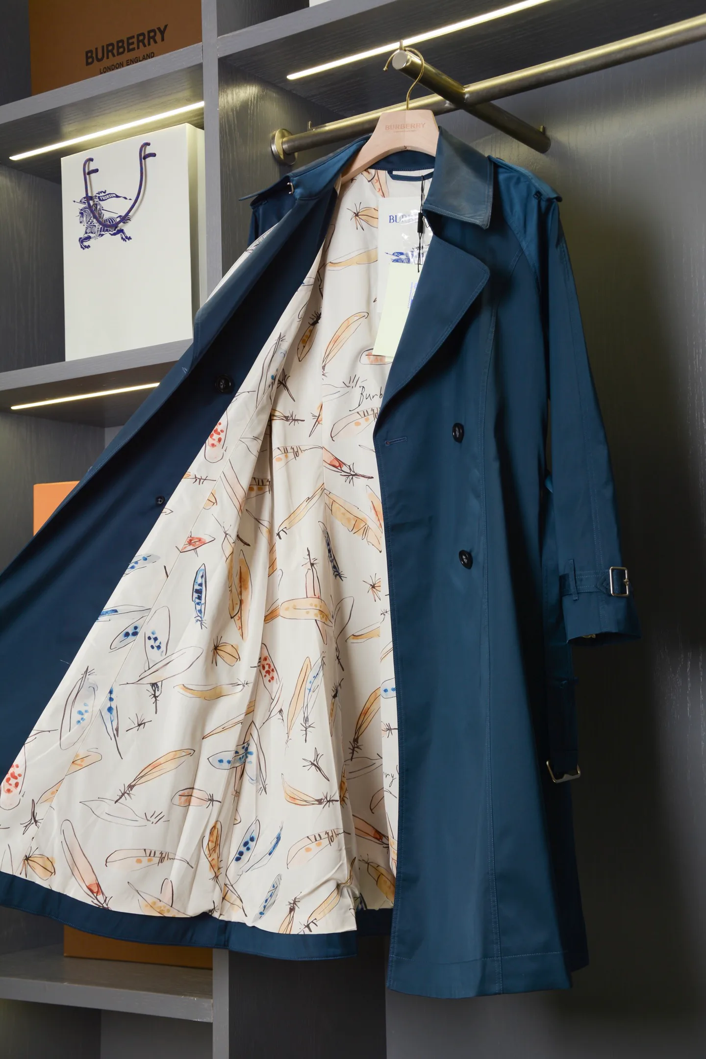 Тренчи Женские Burberry 18512861