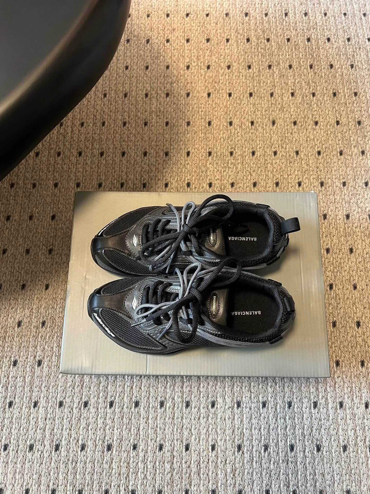 Кроссовки Женские Balenciaga 12713034