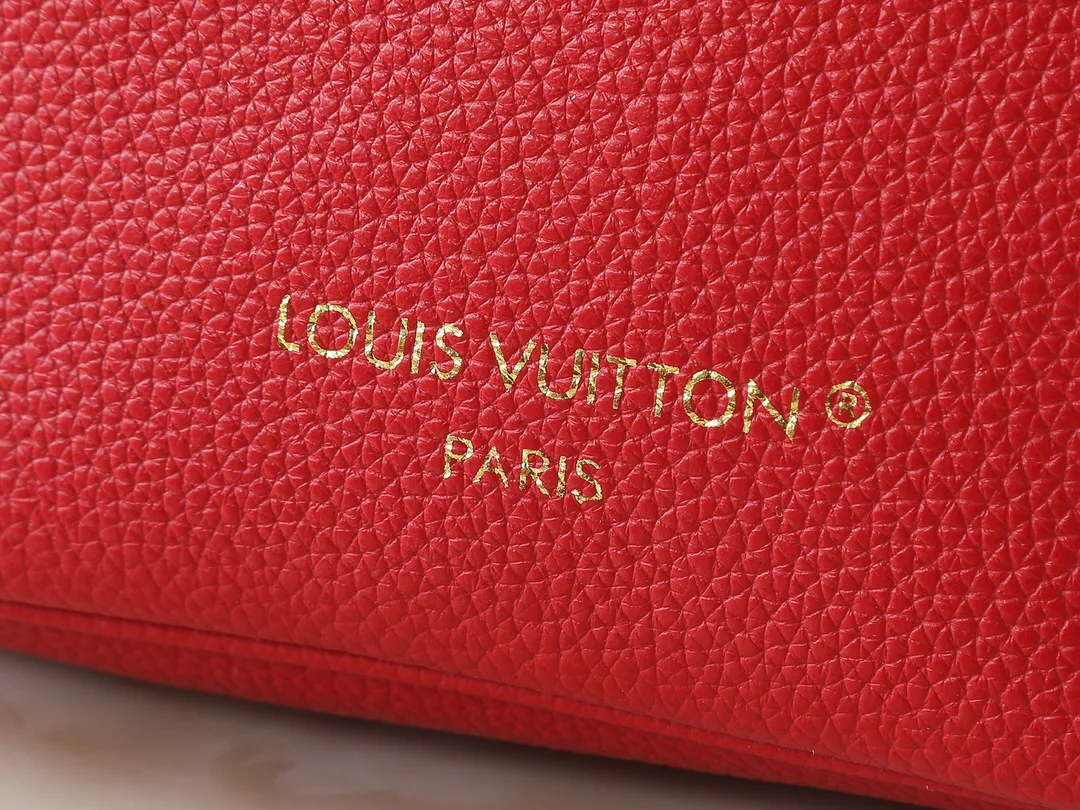 Сумки На Ремне Женские Louis Vuitton 71264