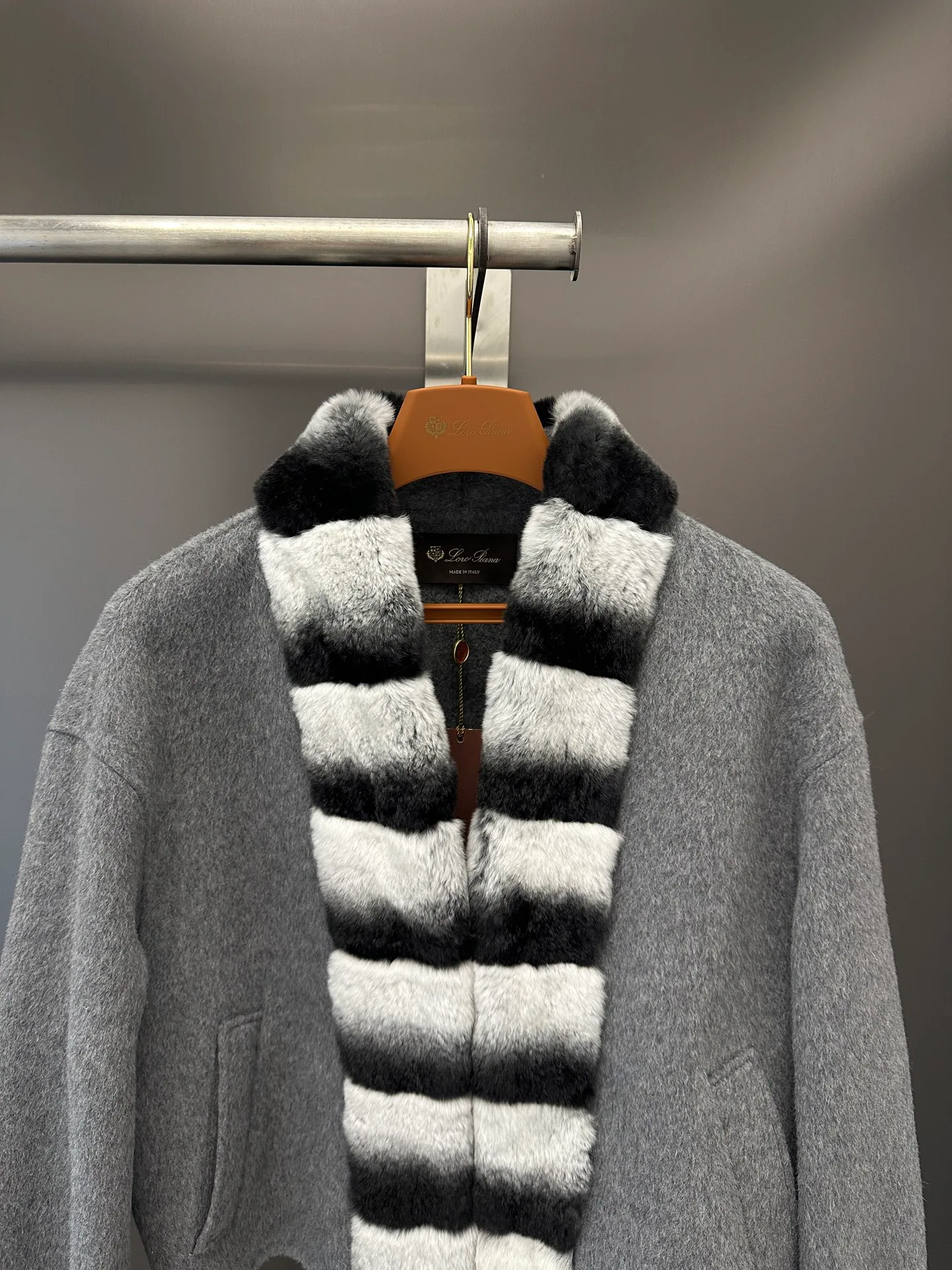Пальто Женские Loro Piana 18226705