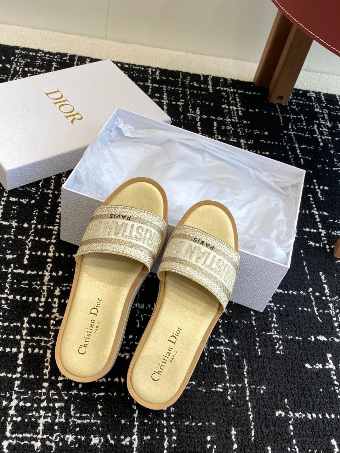 Шлепанцы Женские Christian Dior 17105