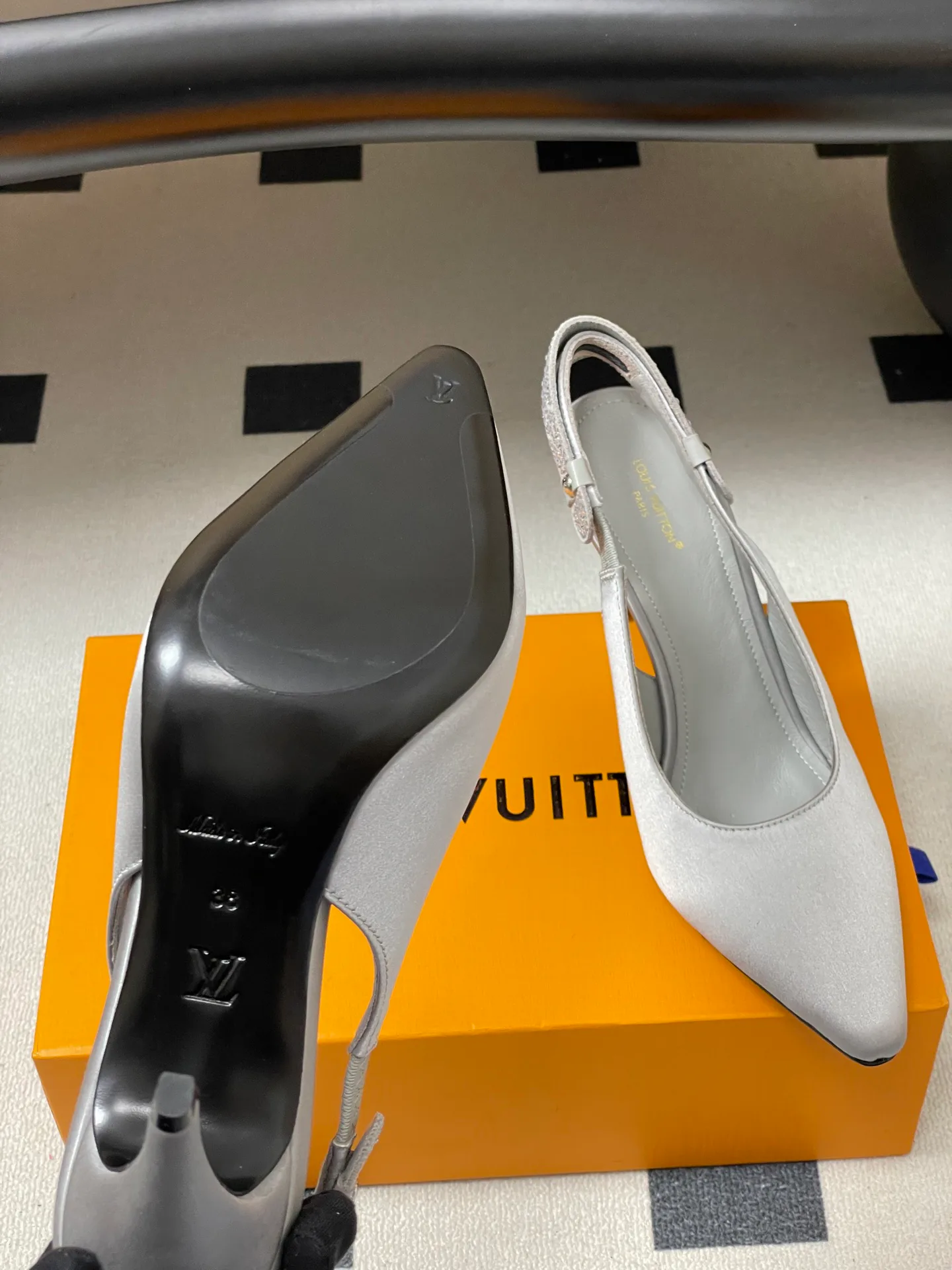 Туфли Женские Louis Vuitton 668703