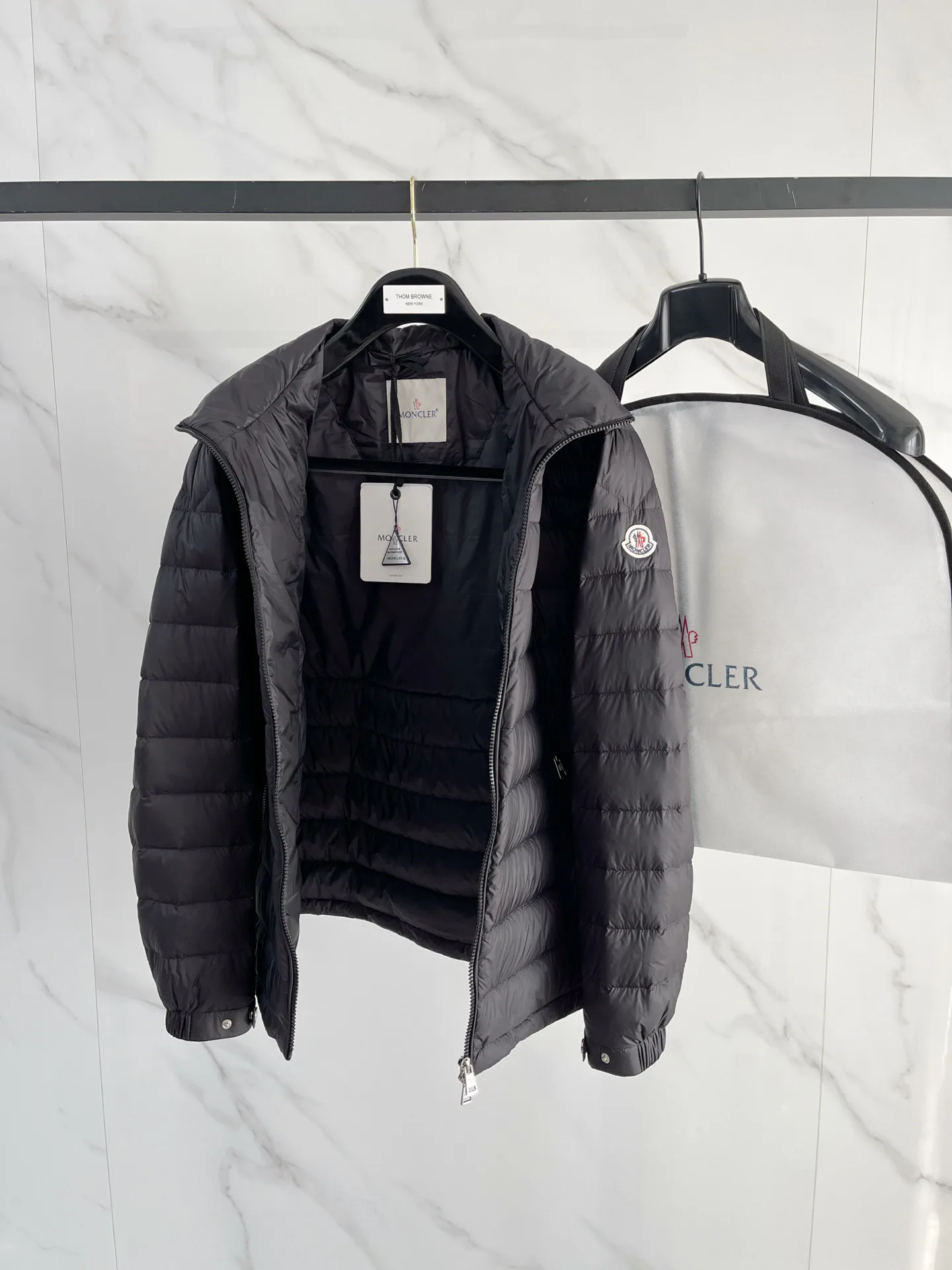 Куртки И Пуховики Мужские Moncler 1207467