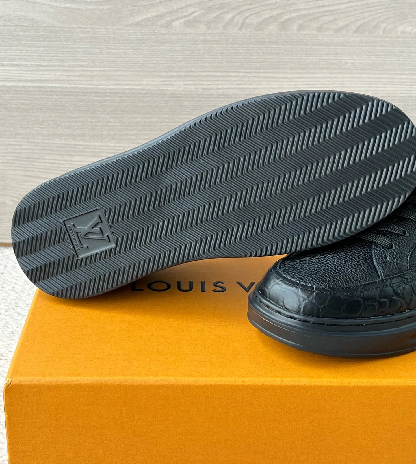 Кеды Мужские Louis Vuitton 11387320