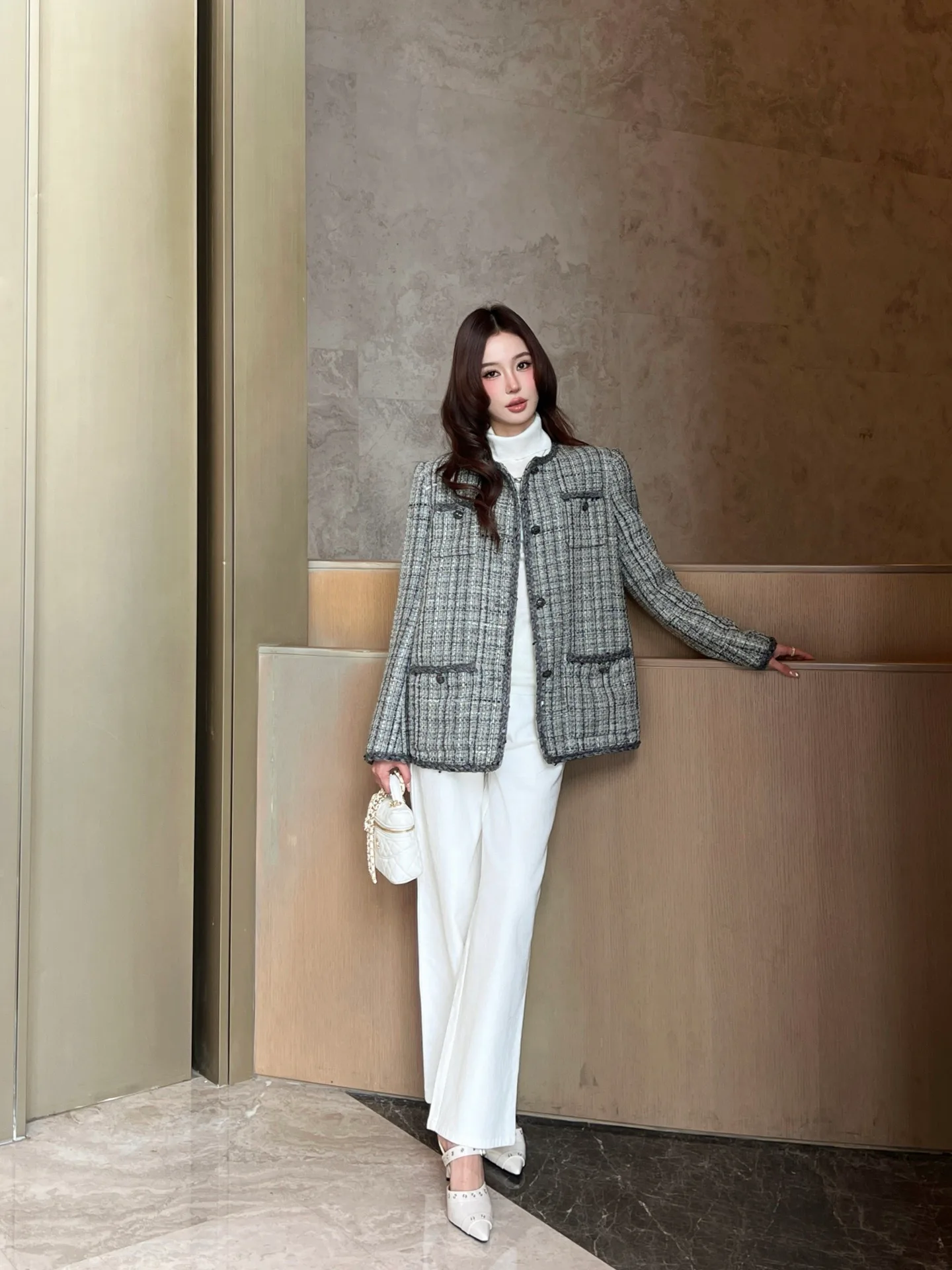 Куртки И Пуховики Женские Chanel 1212546