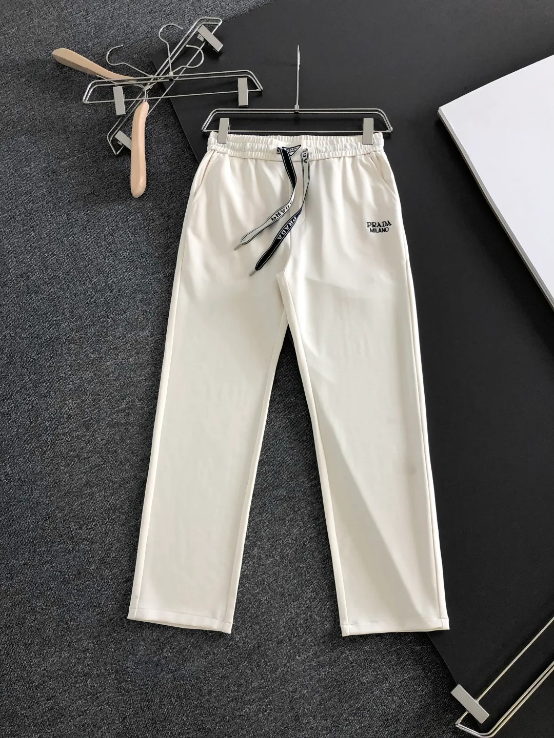 Брюки Мужские Prada 11790553