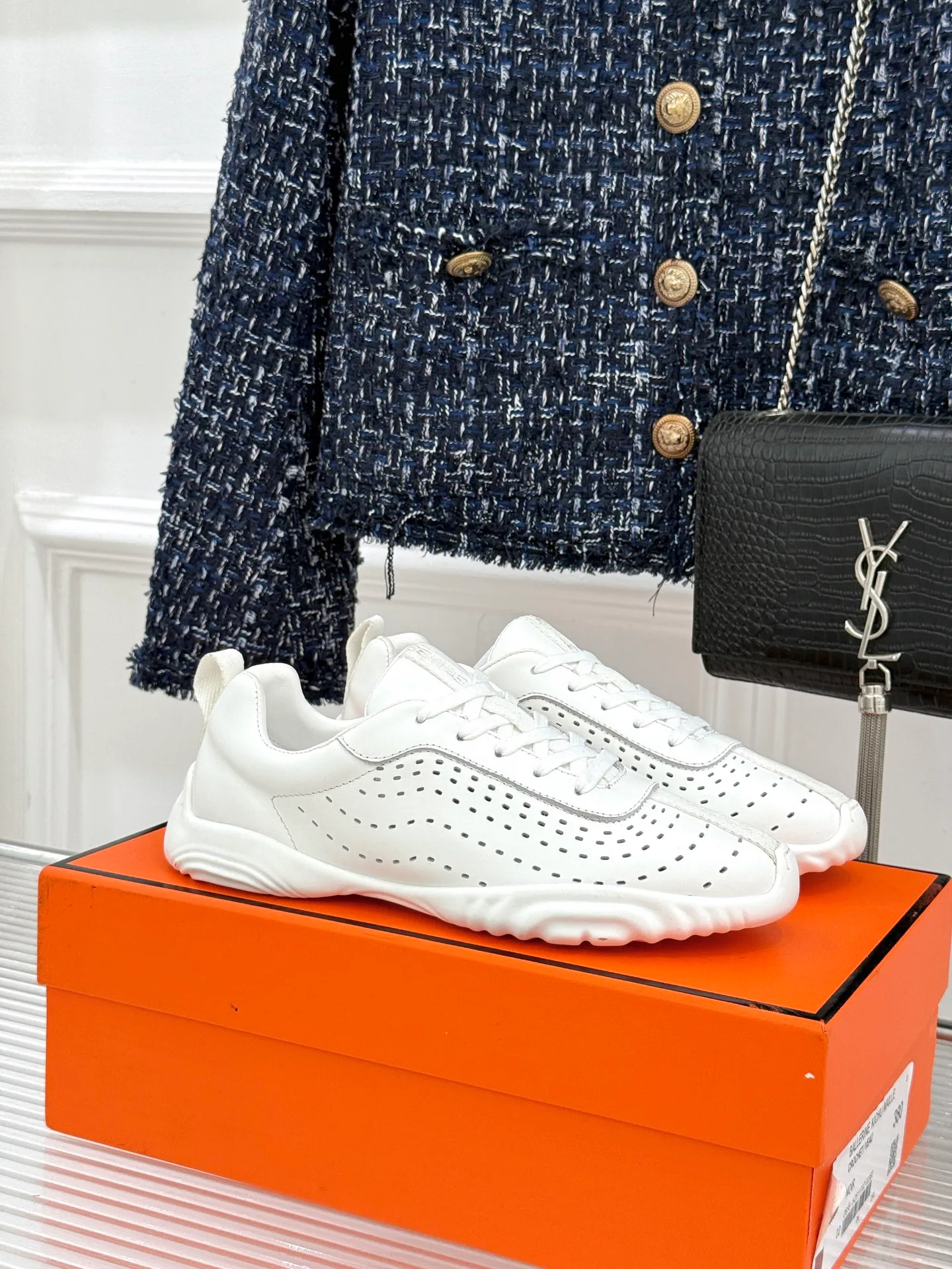 Кроссовки Женские Hermes 18636855