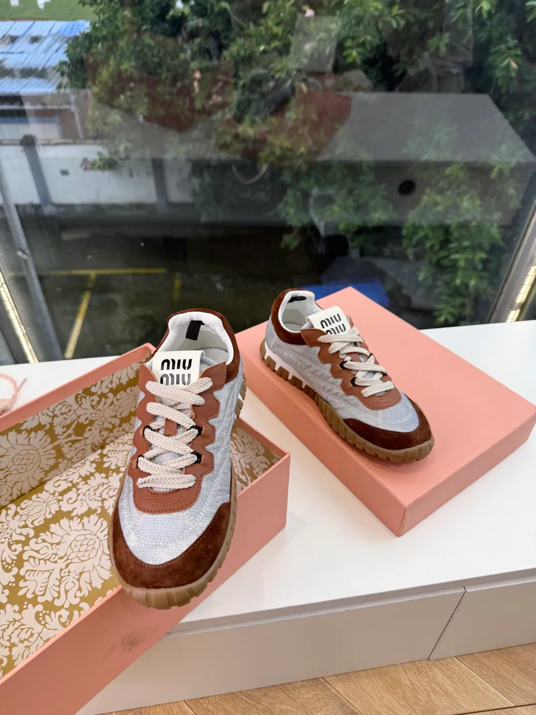 Кроссовки Женские Miu Miu 18053579