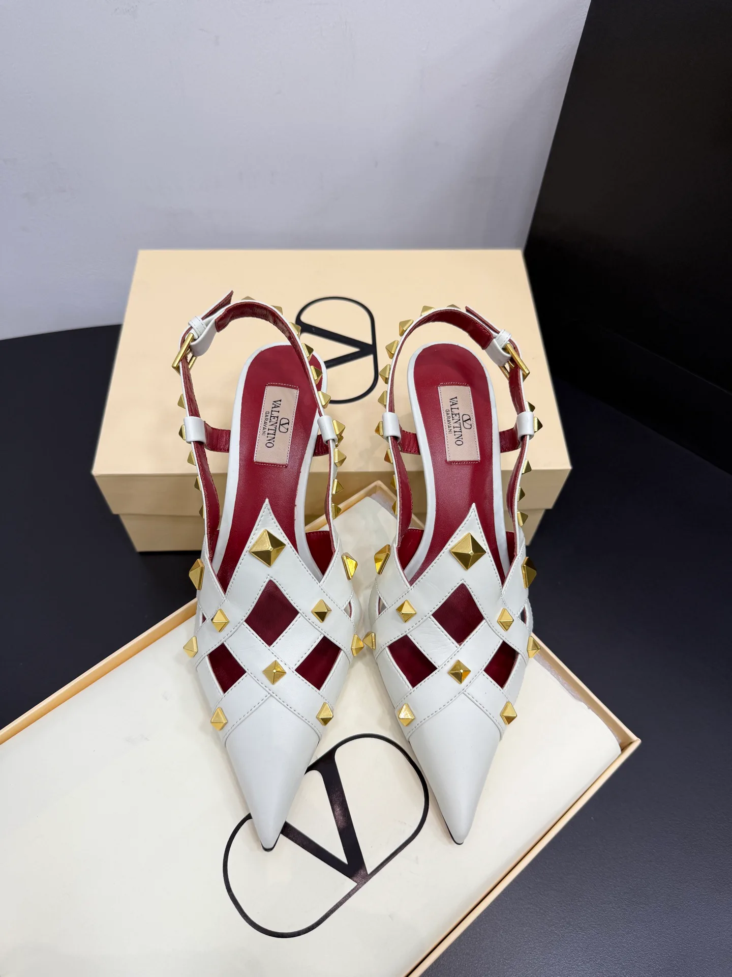 Босоножки Женские Valentino 1231190