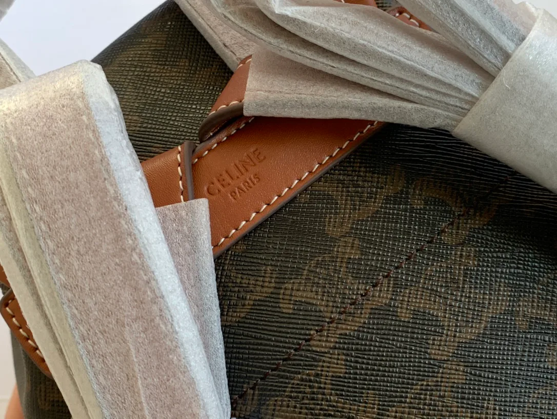 Классические Сумки Женские Celine 11742845