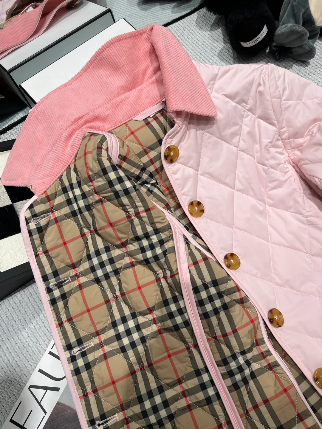 Куртки И Пуховики Женские Burberry 18325774