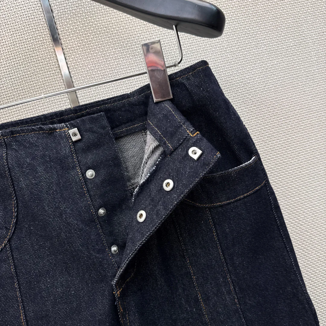 Джинсы Женские Miu Miu 11499804