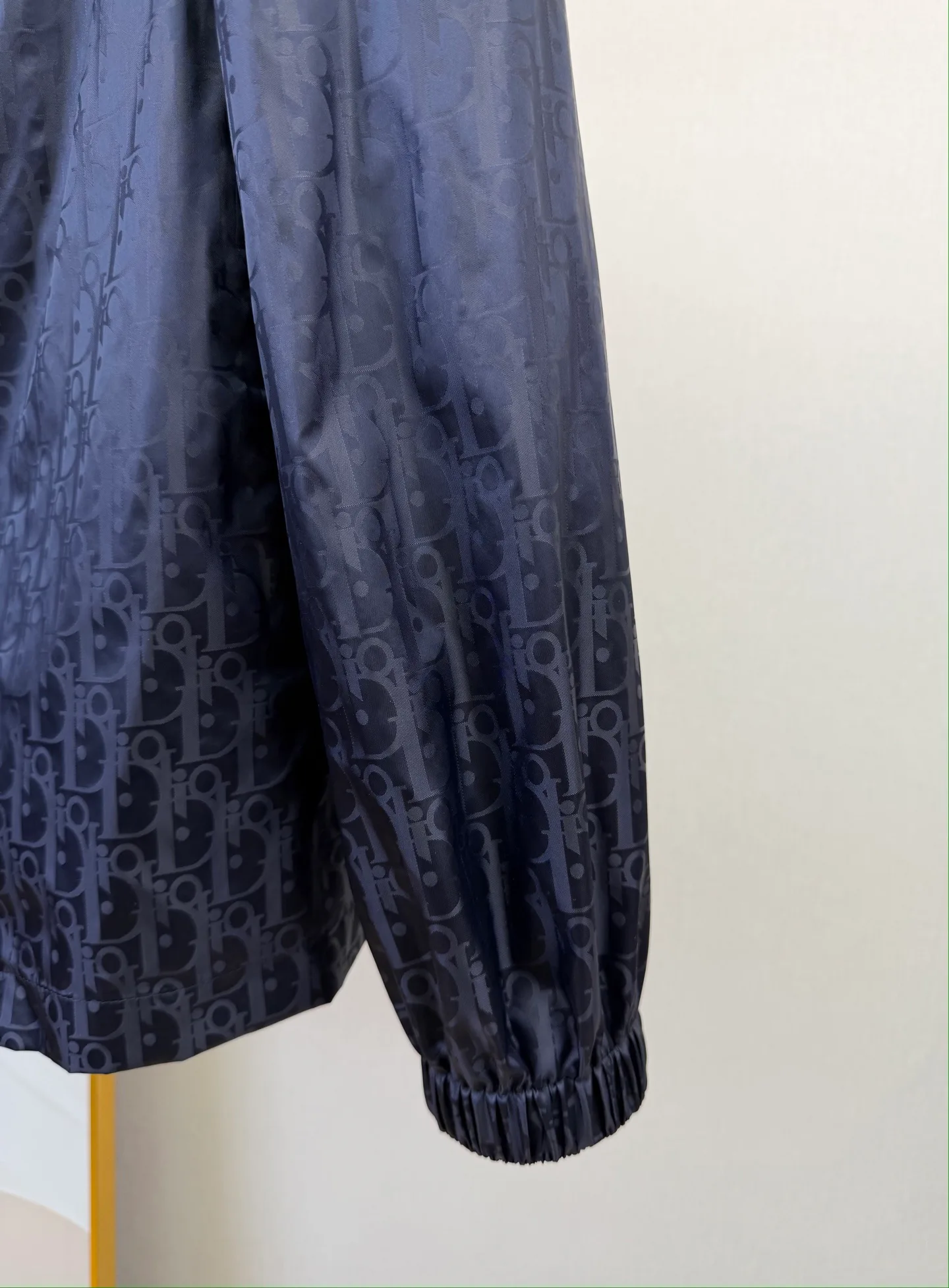 Куртки И Пуховики Женские Christian Dior 11450660