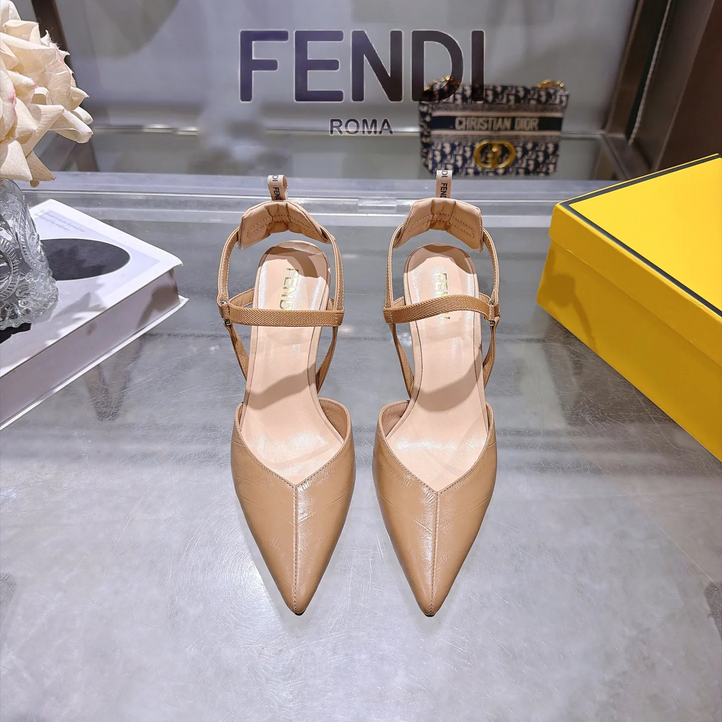Туфли Женские Fendi 18247858