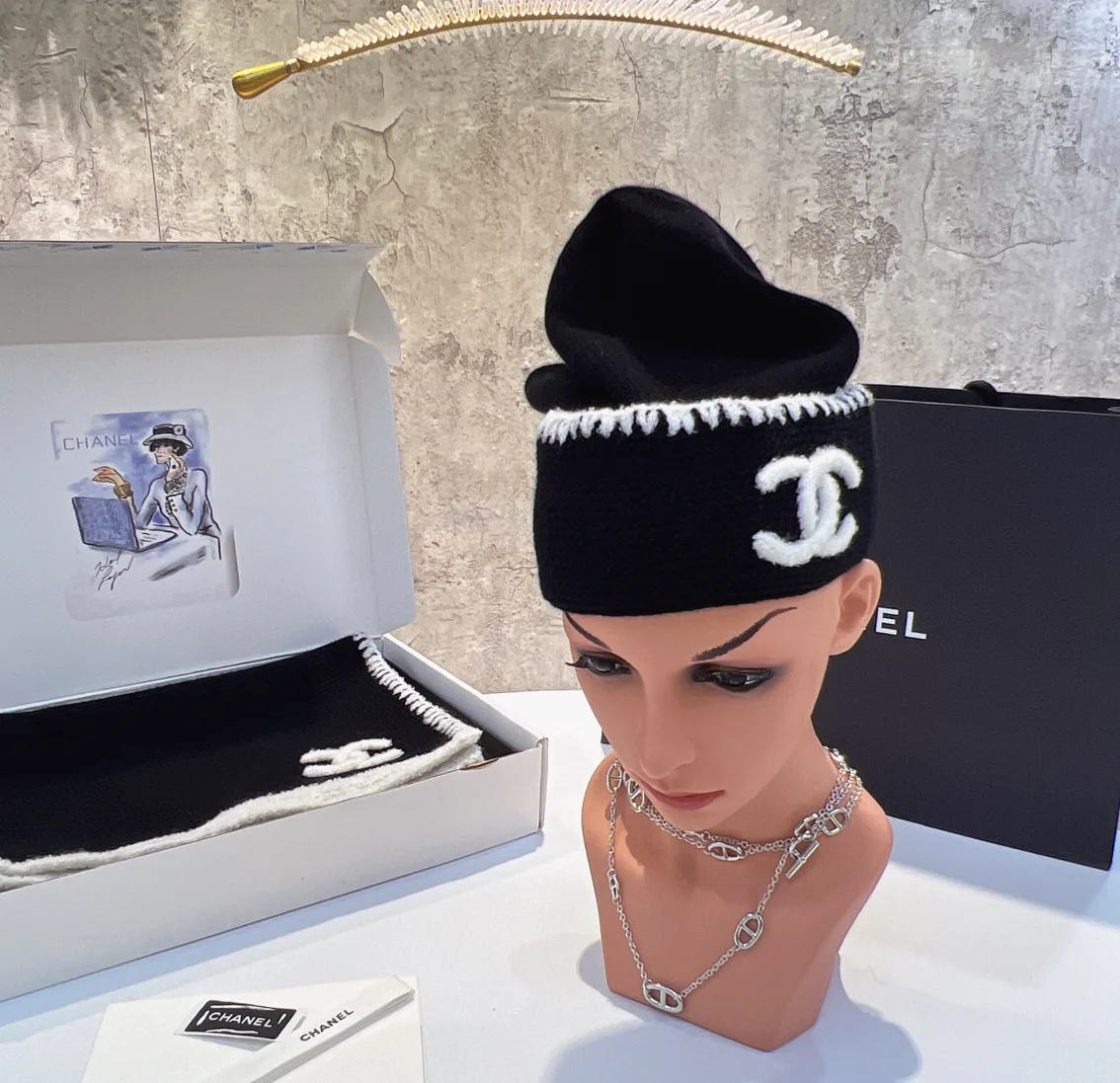 Головные Уборы Chanel 1527973