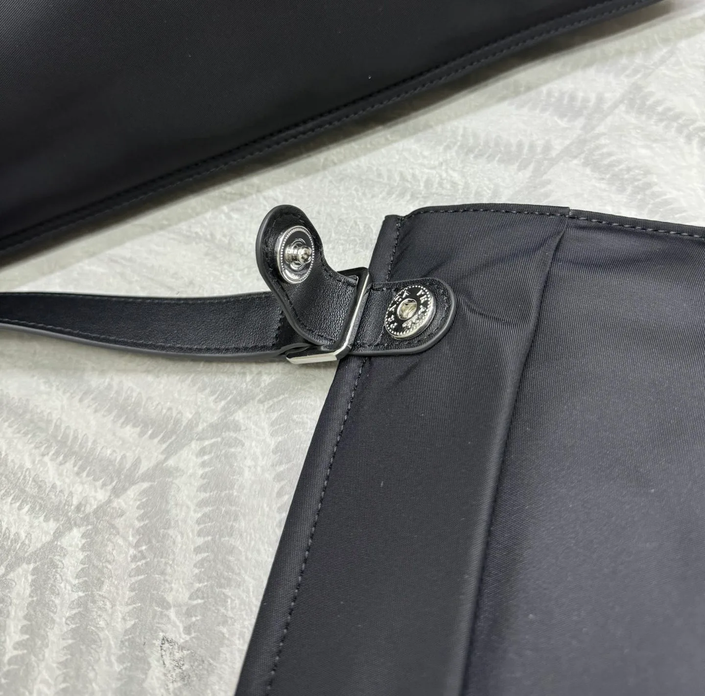 Сумки На Ремне Женские Prada 11682097