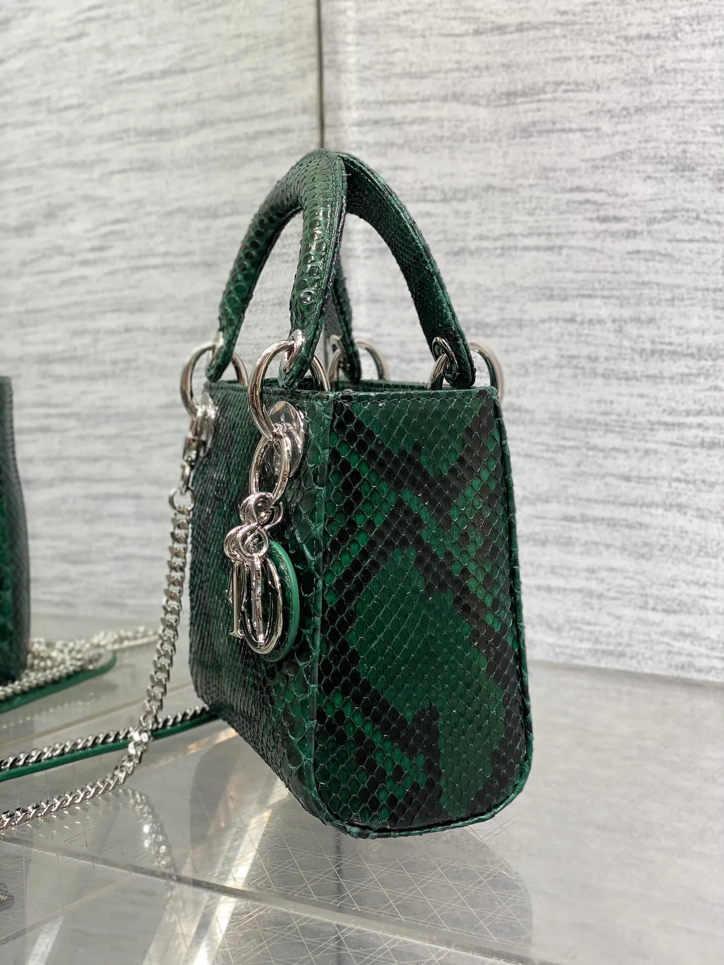 Классические Сумки Женские Christian Dior 11581738