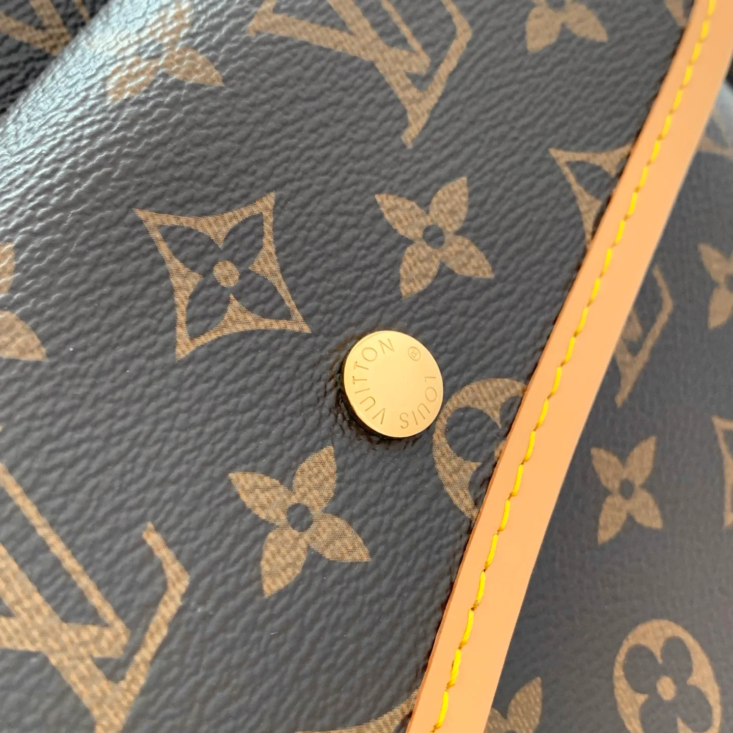 Классические Сумки Женские Louis Vuitton 18147434