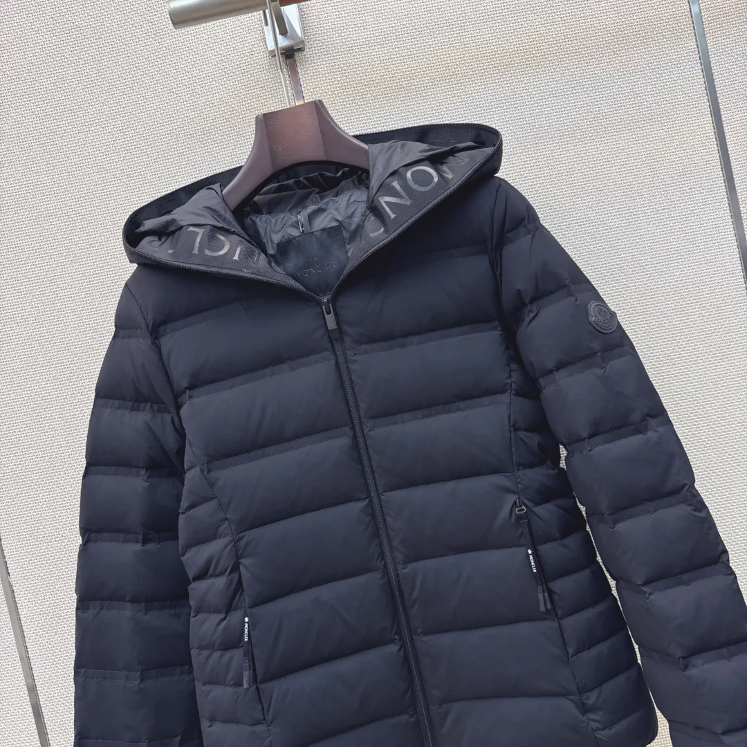 Куртки И Пуховики Женские Moncler 18501889
