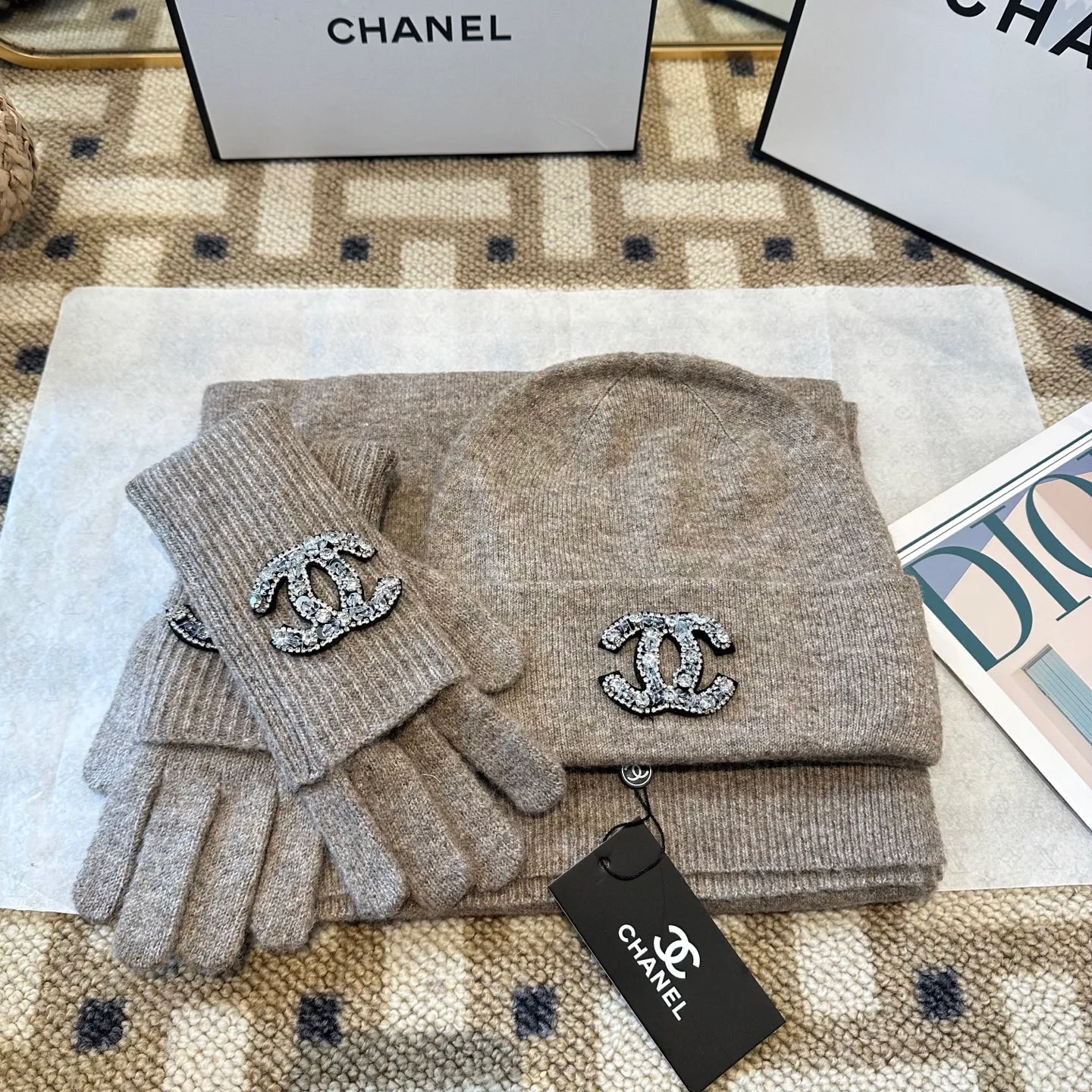 Головные Уборы Chanel 318529