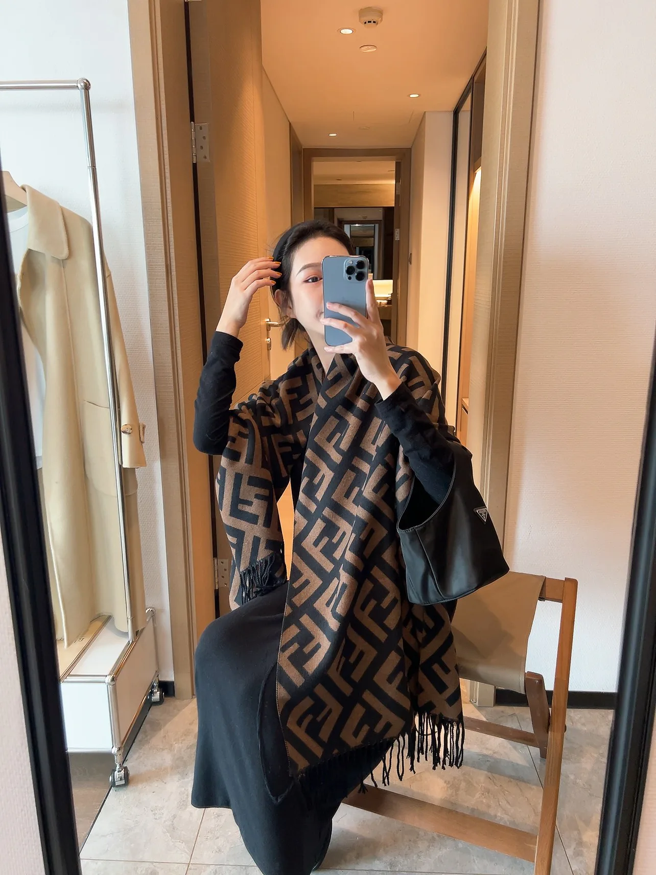 Шарфы Fendi 4457