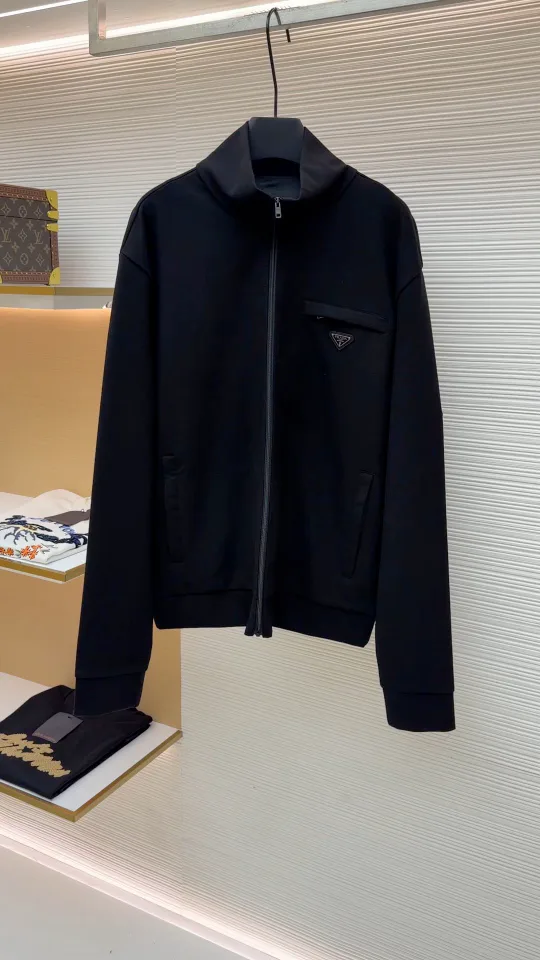 Куртки И Пуховики Мужские Prada 8973505