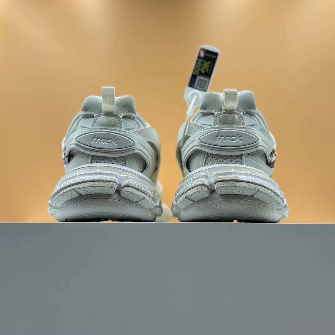 Кроссовки Мужские Balenciaga 6420524