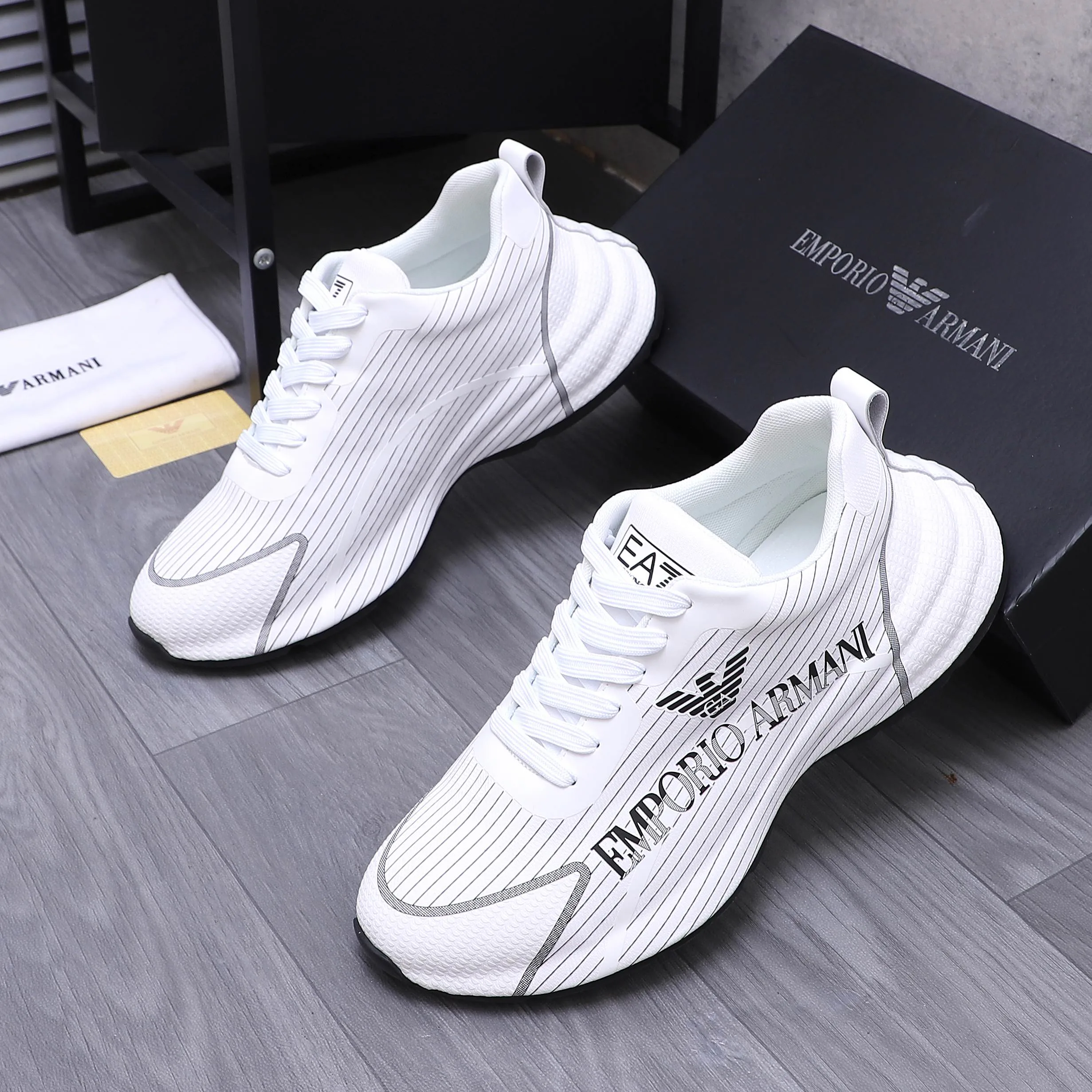 Кроссовки Женские Armani 1142407