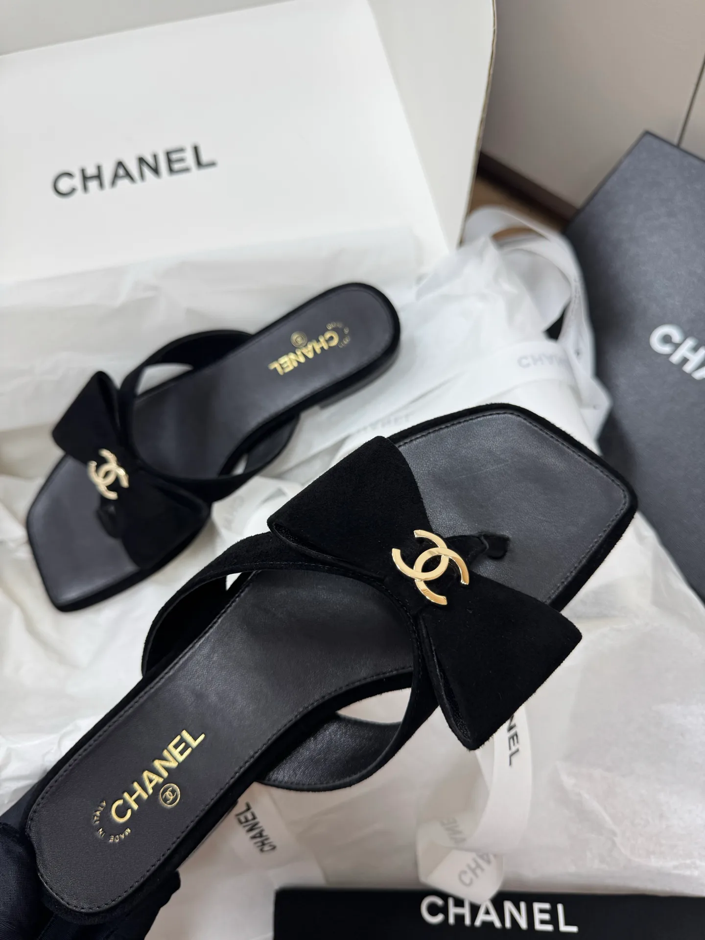 Шлепанцы Женские Chanel 17418253