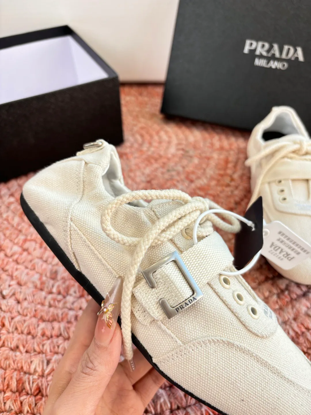 Кроссовки Женские Prada 10446955