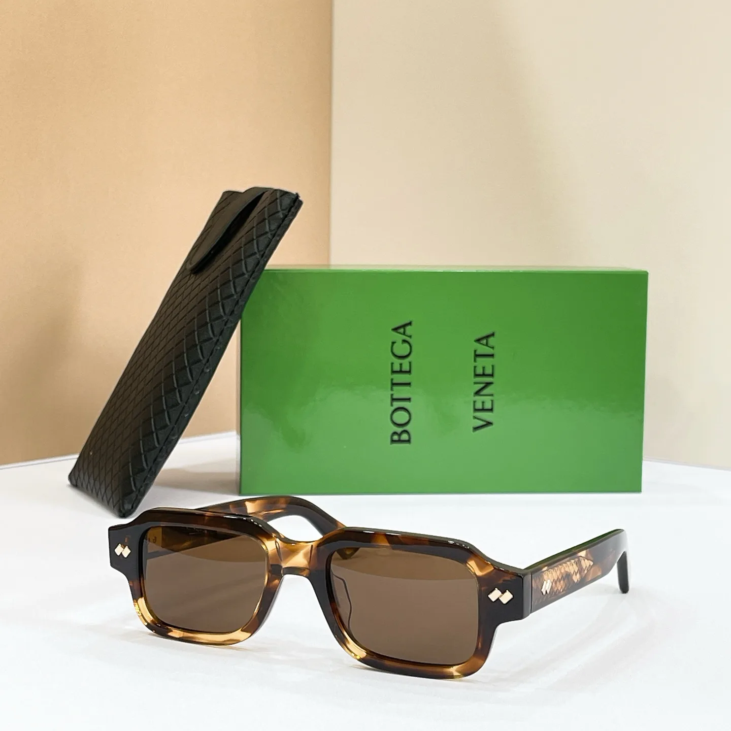 Очки Bottega Veneta 17495892
