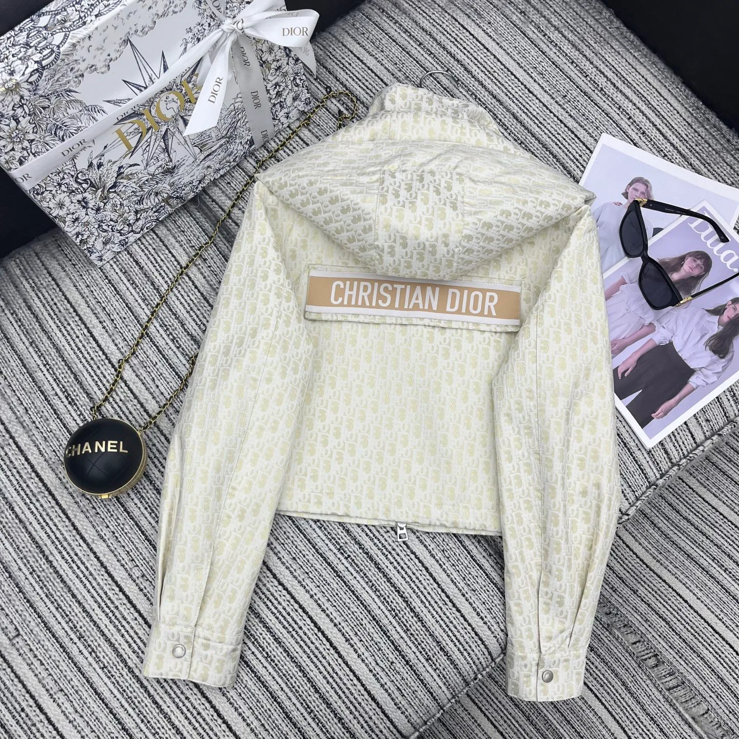 Куртки Женские Christian Dior Куртки Женские Christian Dior