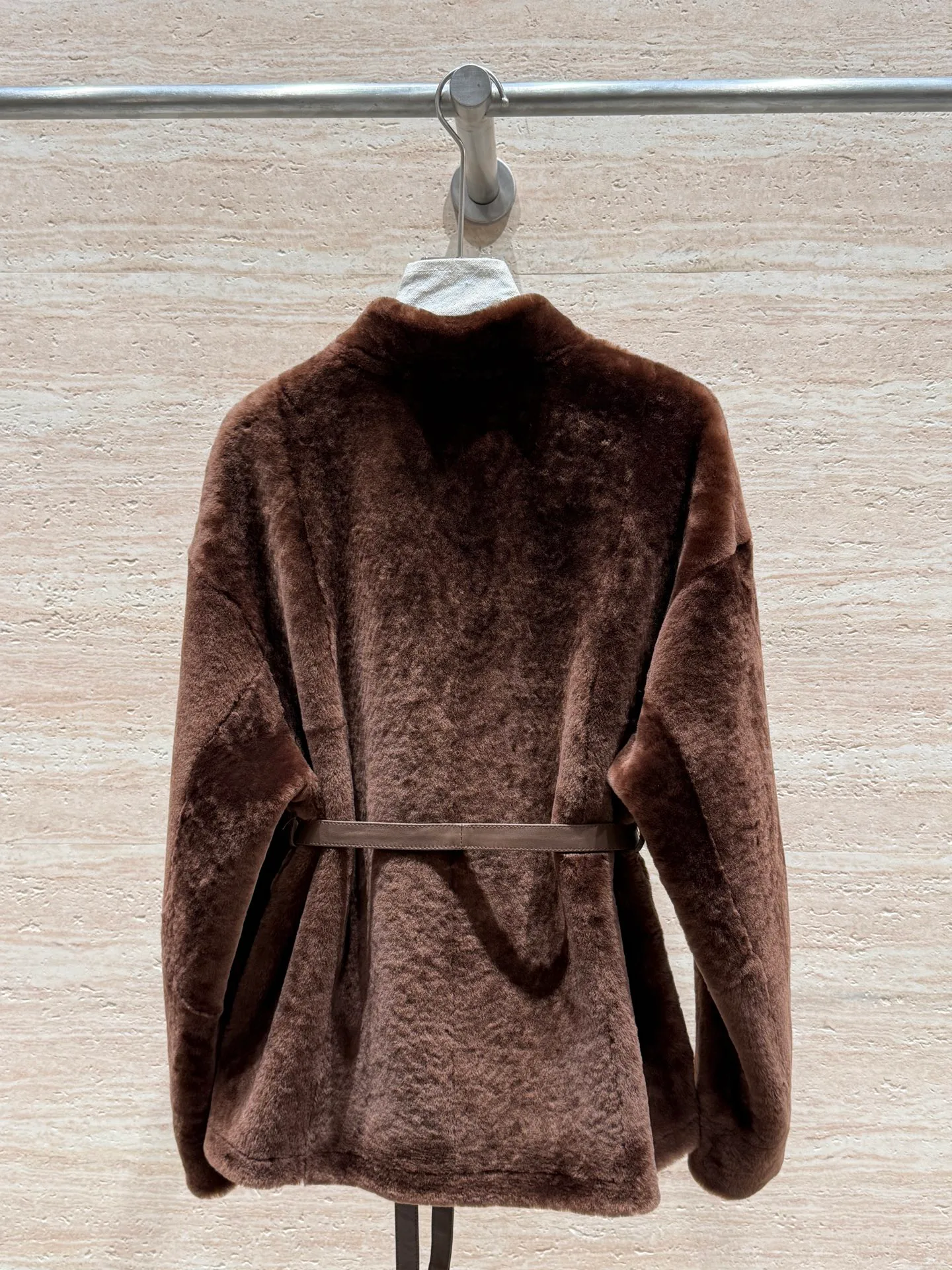 Кожаные Куртки И Дублёнки Женские Loro Piana 662190