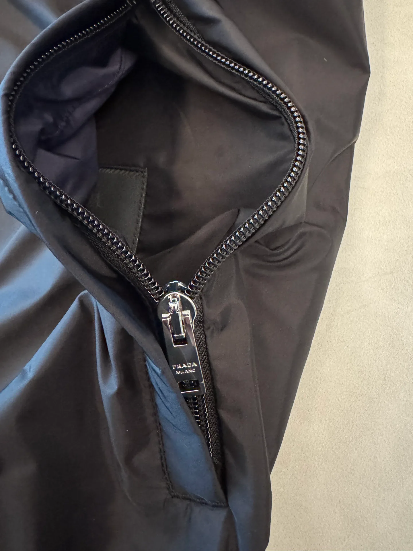 Куртки И Пуховики Женские Prada 18491870