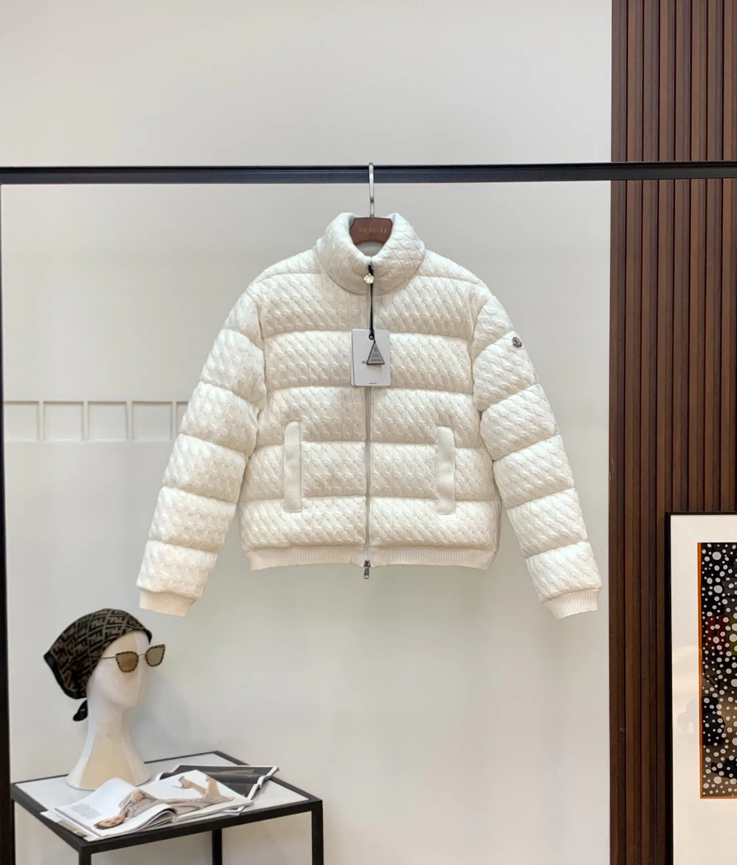 Куртки И Пуховики Женские Moncler 335617