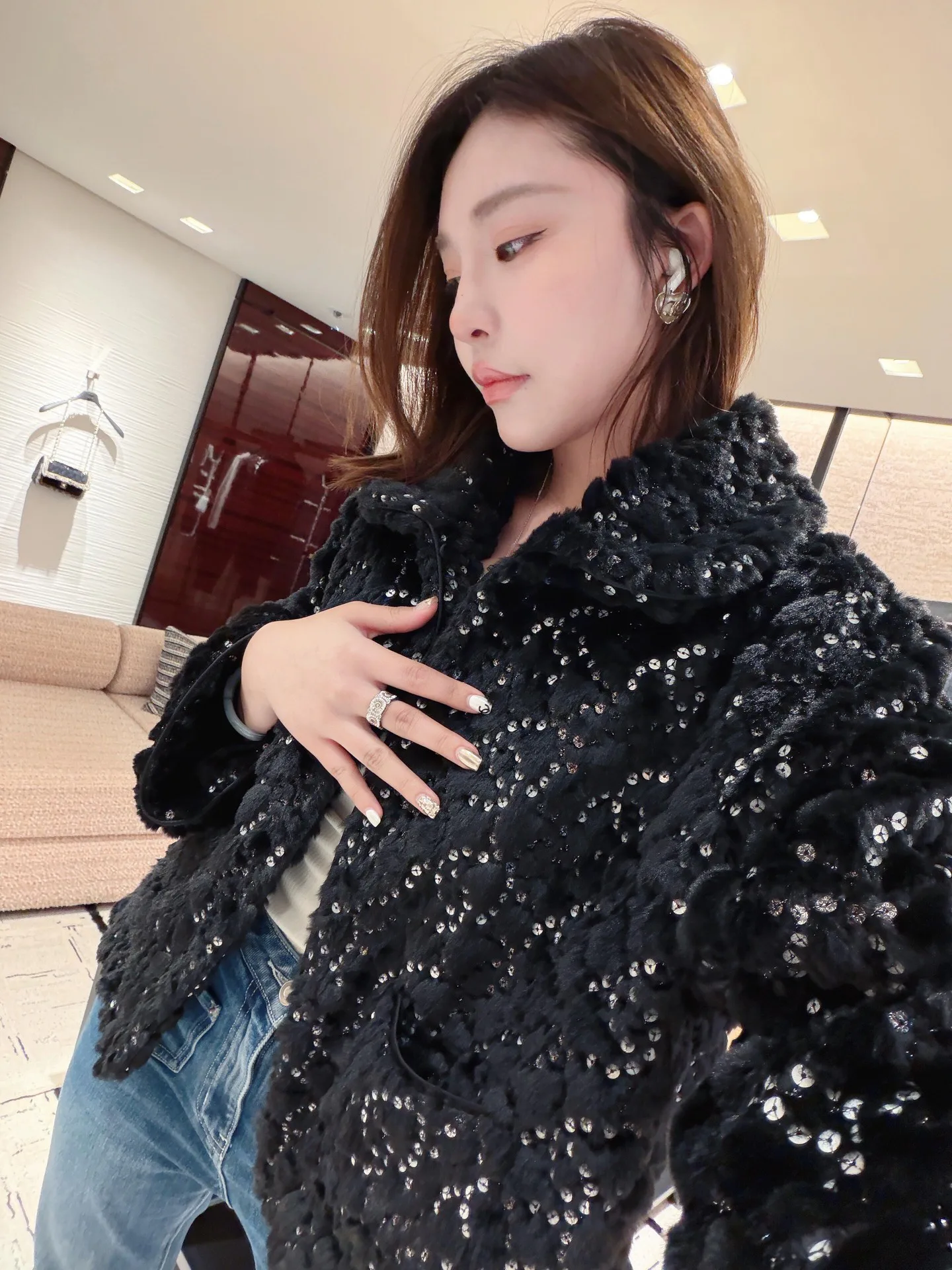 Куртки И Пуховики Женские Chanel 5890061