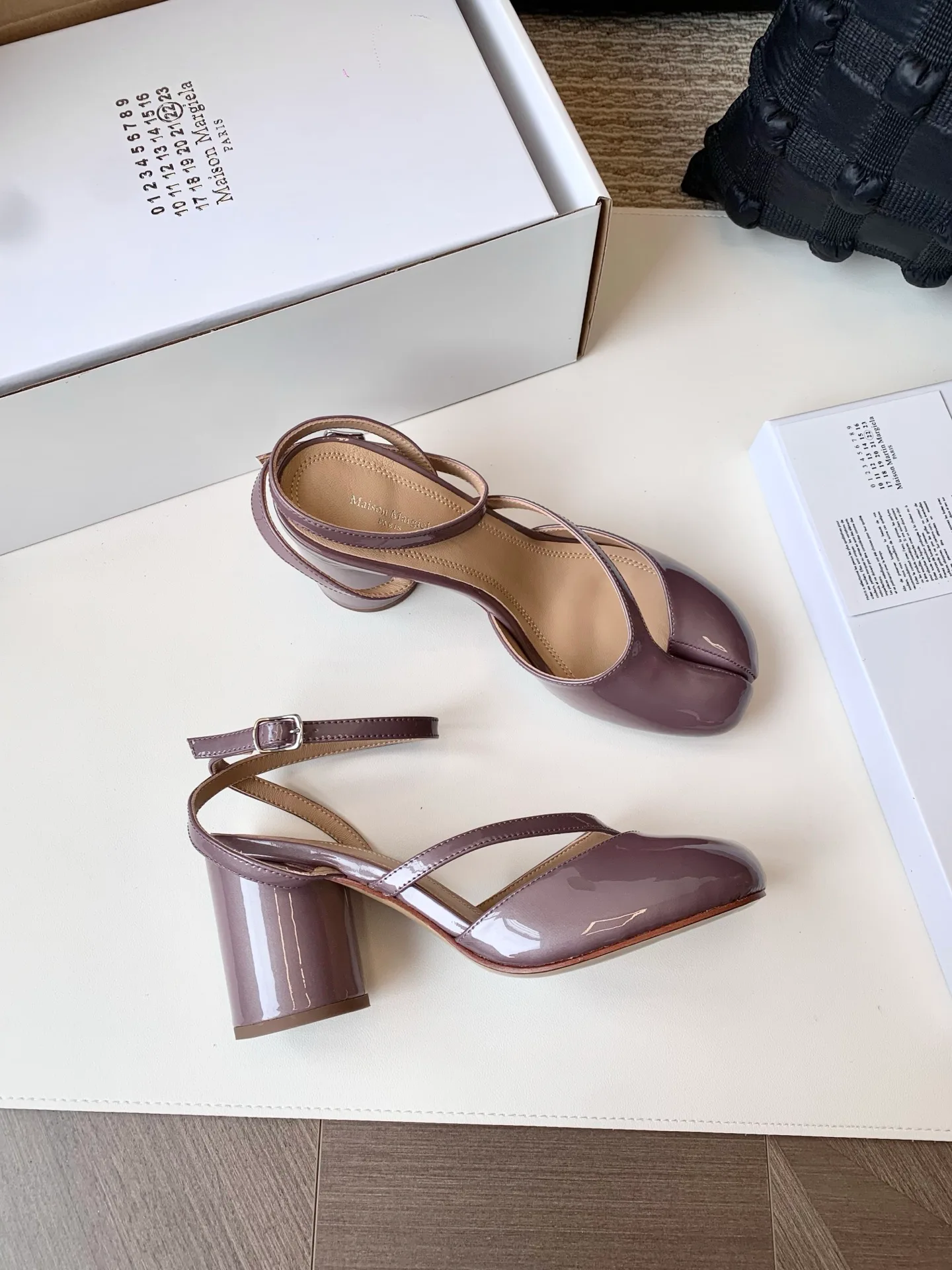 Босоножки Женские Maison Margiela 17628623