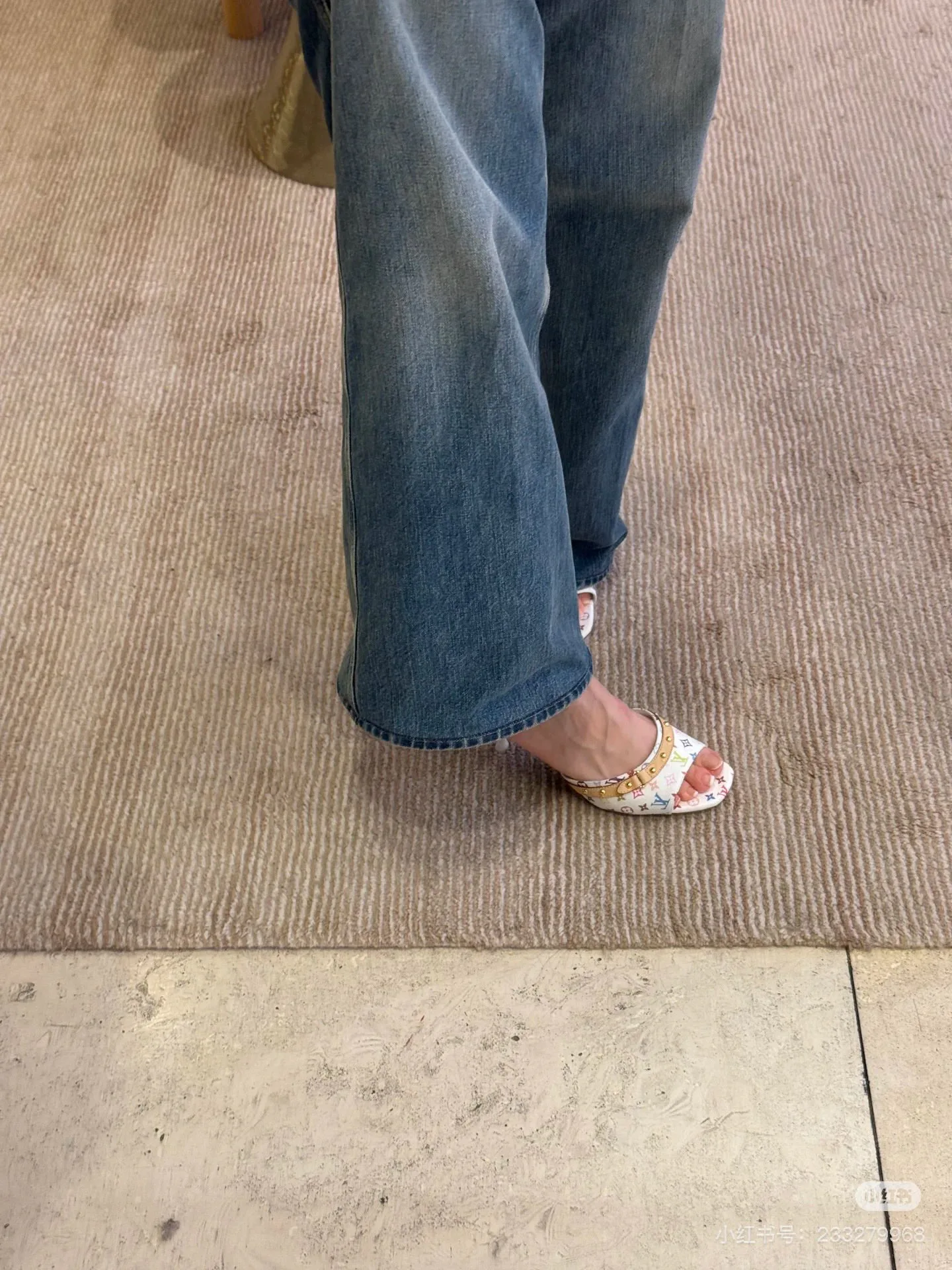 Шлепанцы Женские Louis Vuitton 29479