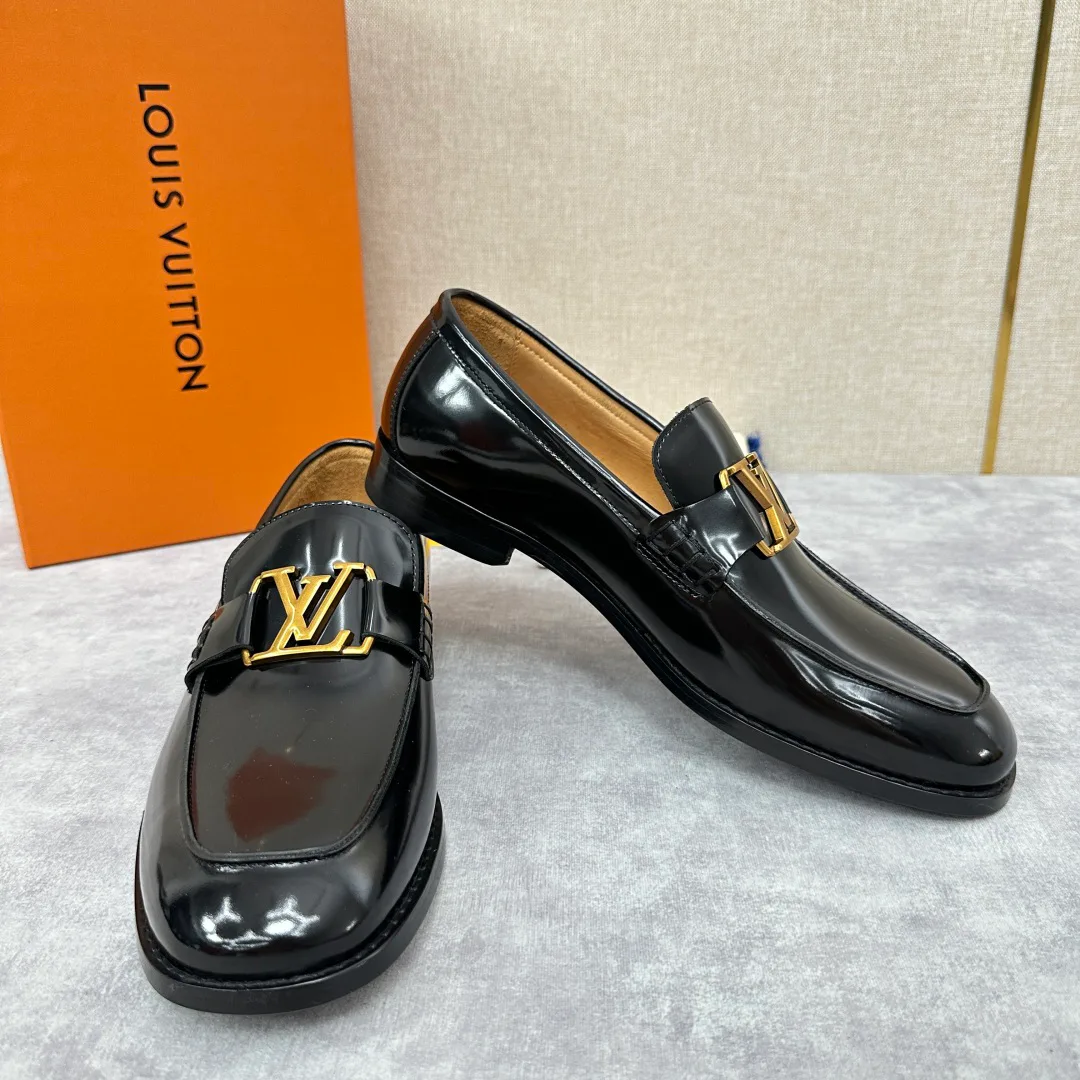 Лоферы И Туфли Мужские Louis Vuitton 18194011