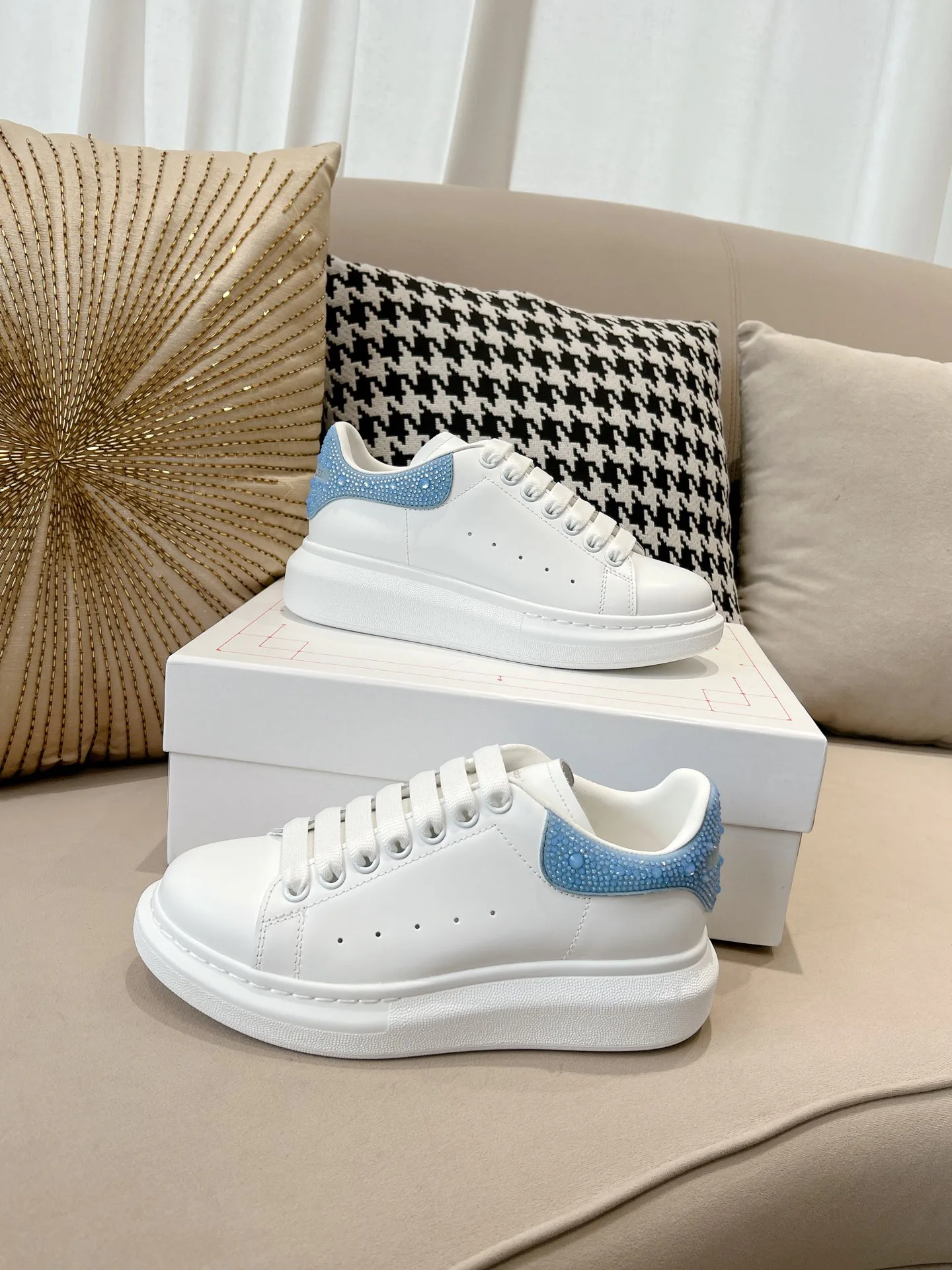 Кроссовки Женские Alexander Mcqueen 3446202