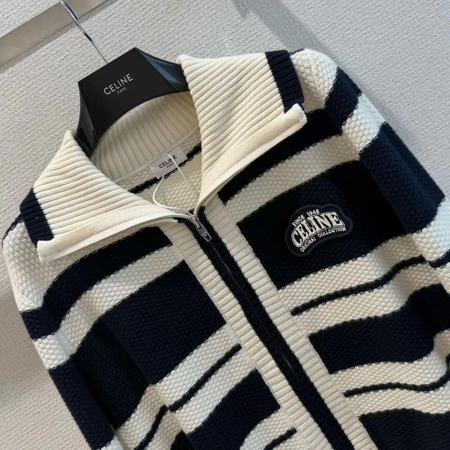 Куртки И Пуховики Женские Celine 18566453