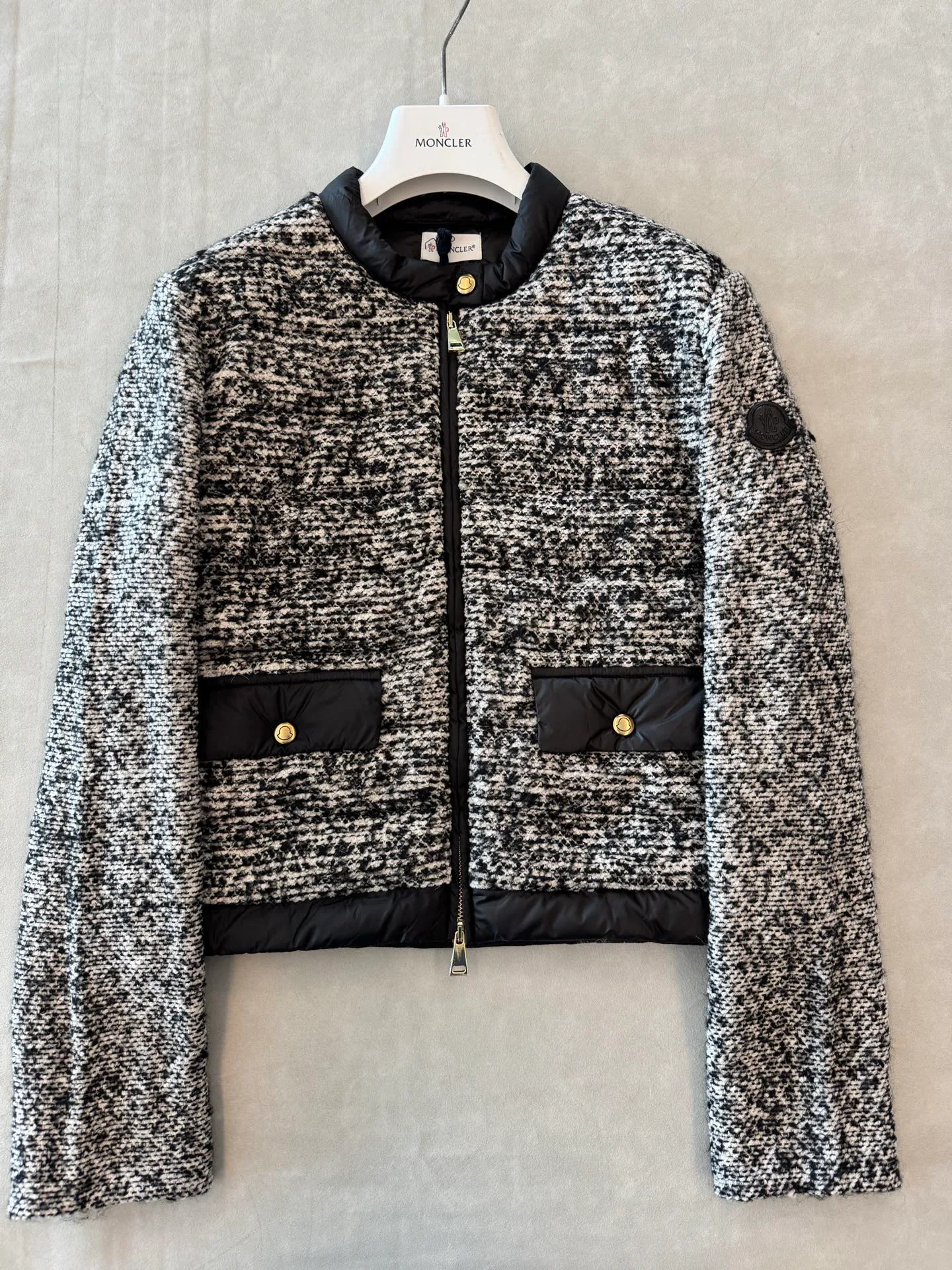 Куртки И Пуховики Женские Moncler 18829645