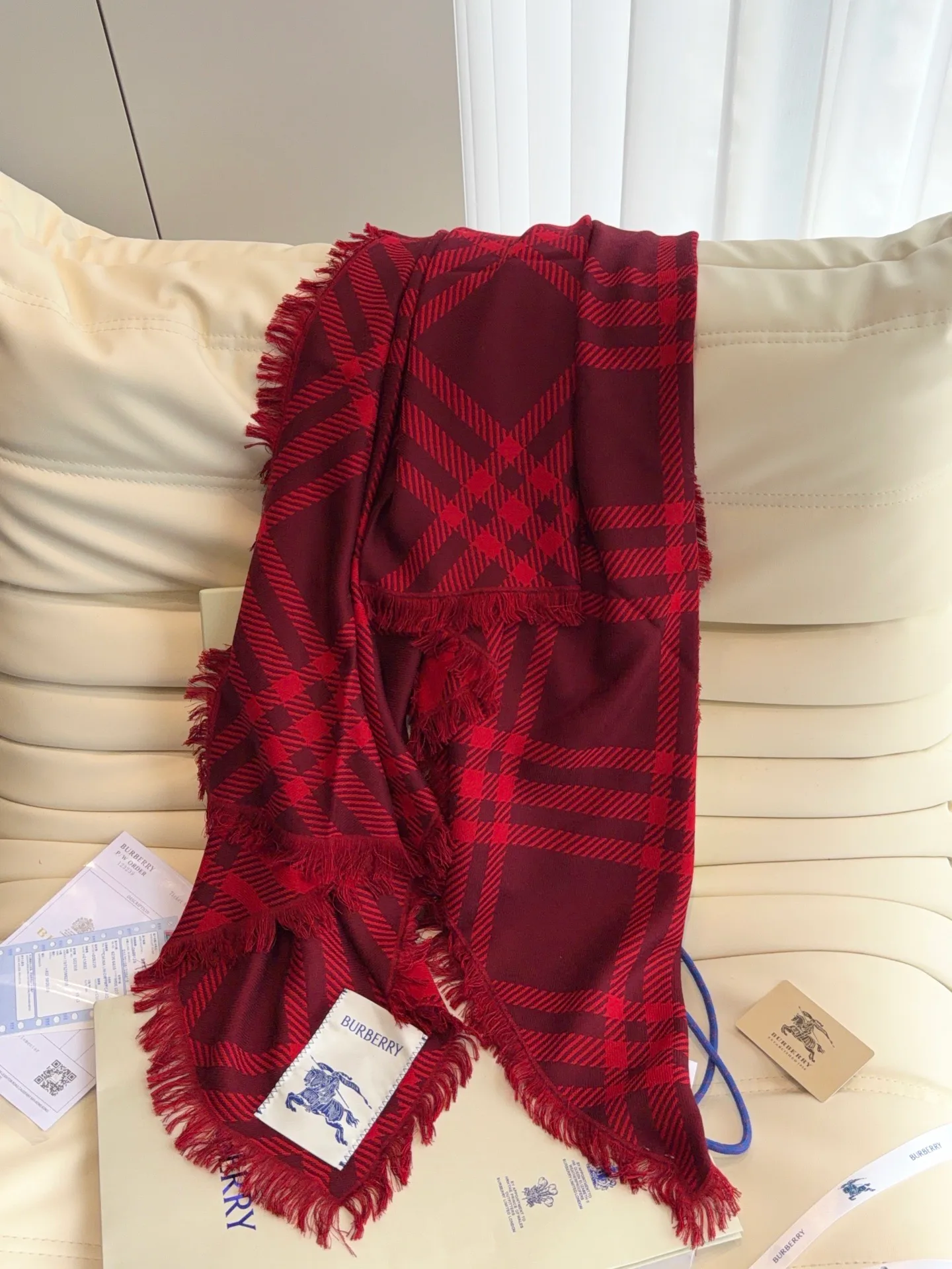 Шарфы Burberry 18401208