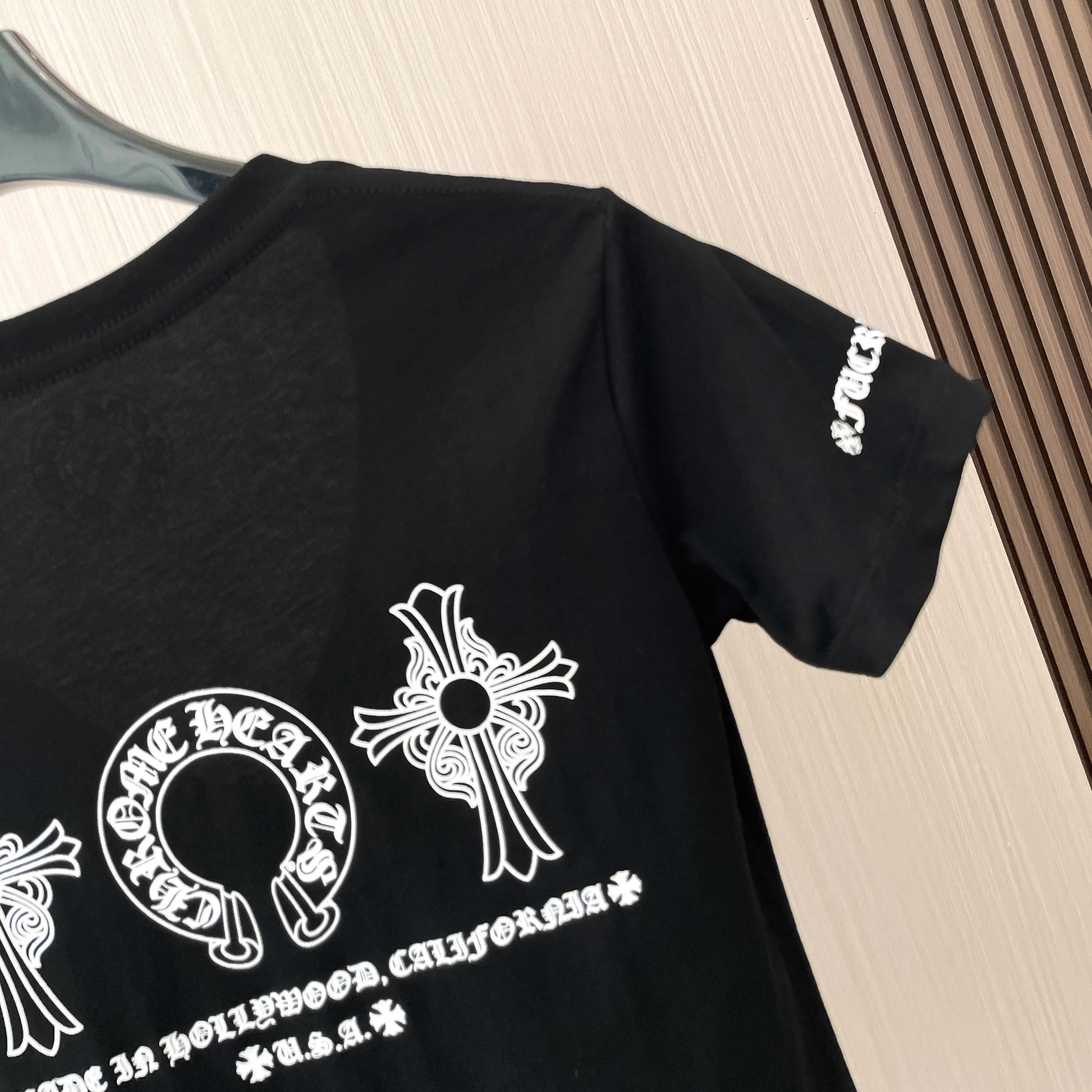 Футболки Женские Chrome Hearts 13425715